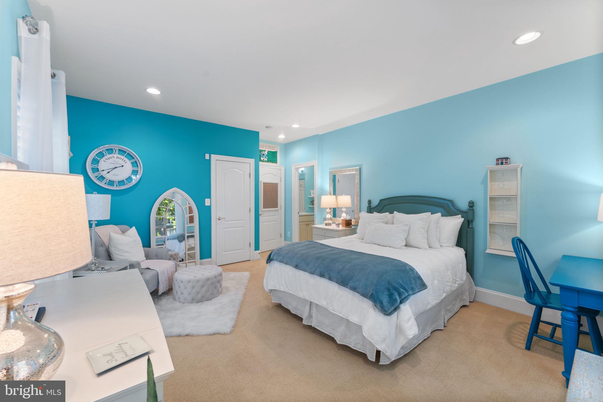 BROADLANDS SOUTH - Residential