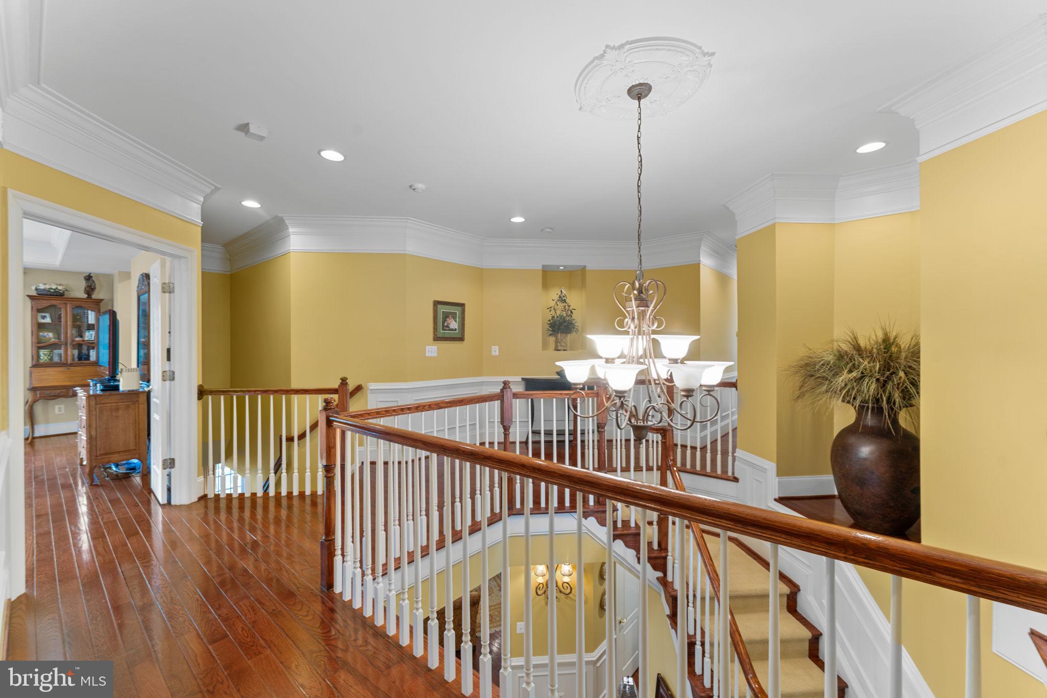 BROADLANDS SOUTH - Residential