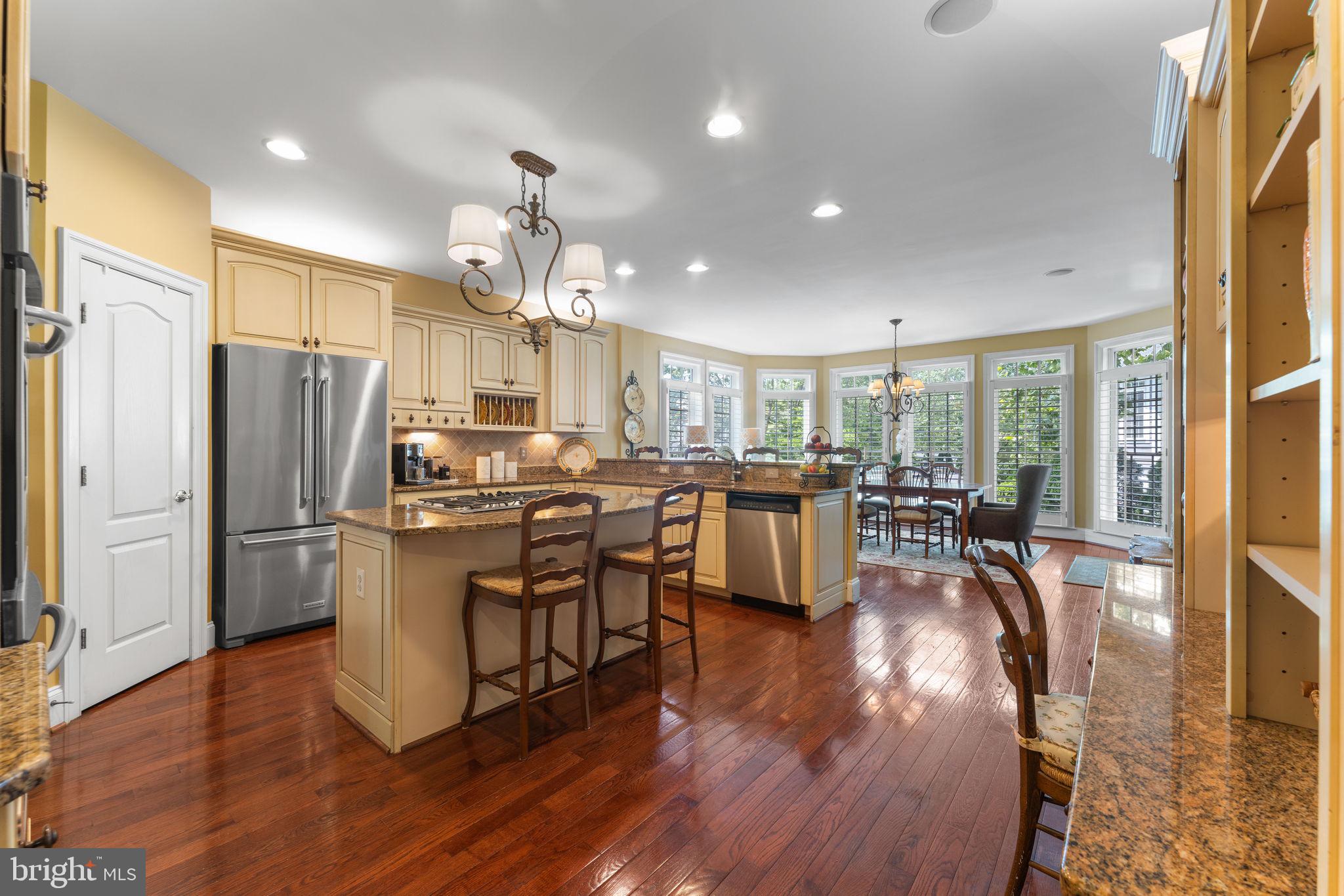 BROADLANDS SOUTH - Residential