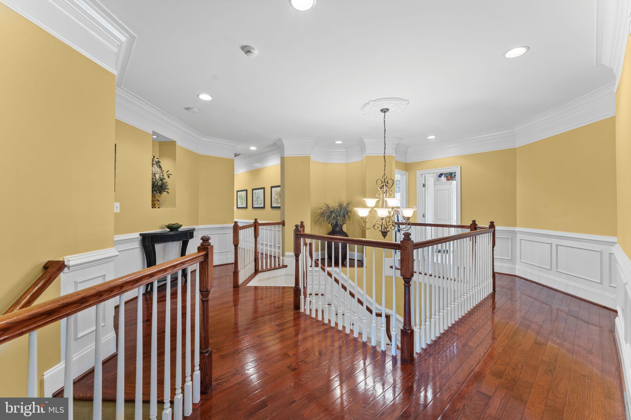 BROADLANDS SOUTH - Residential