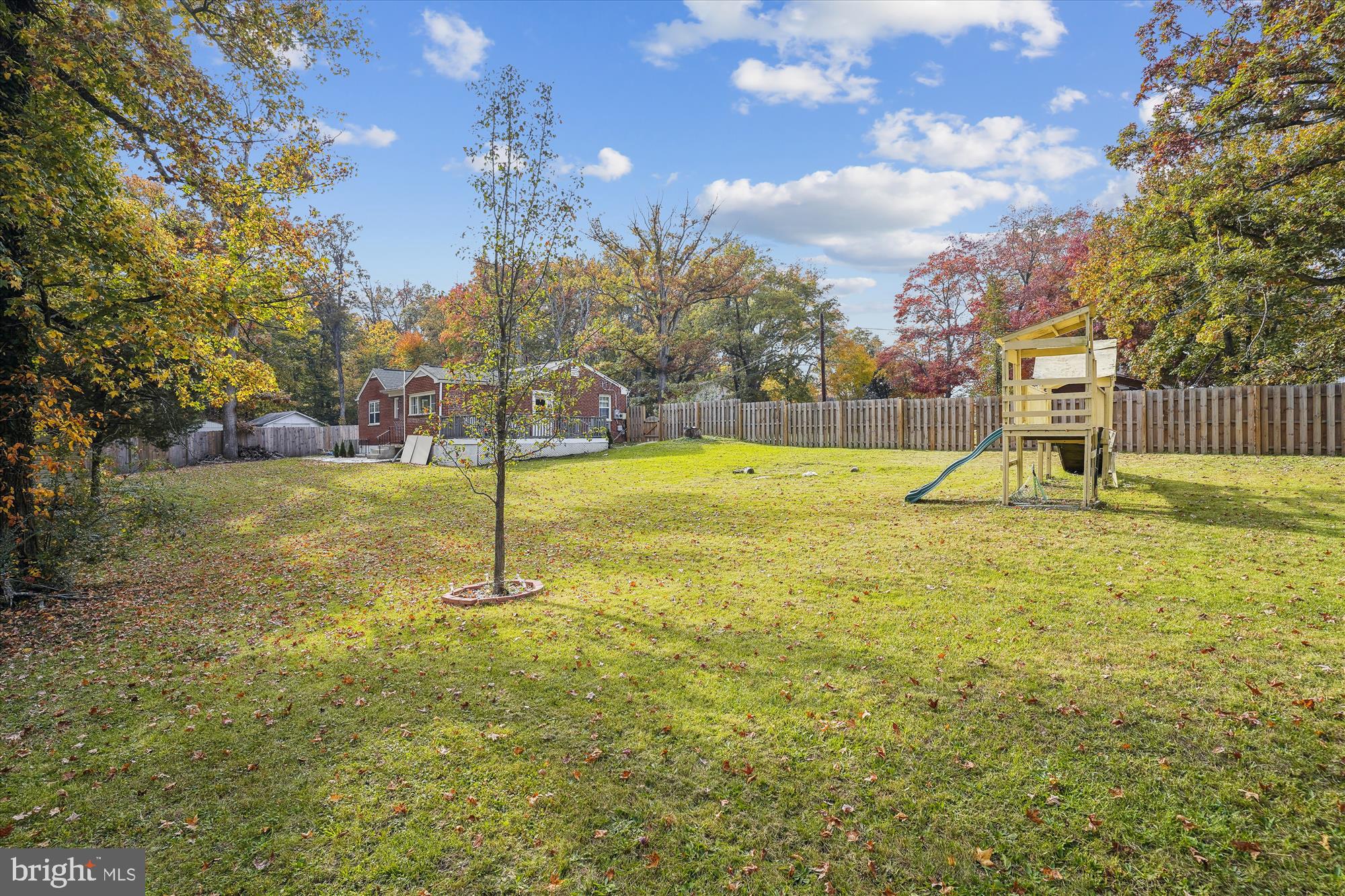 WARBURTON MANOR - Residential