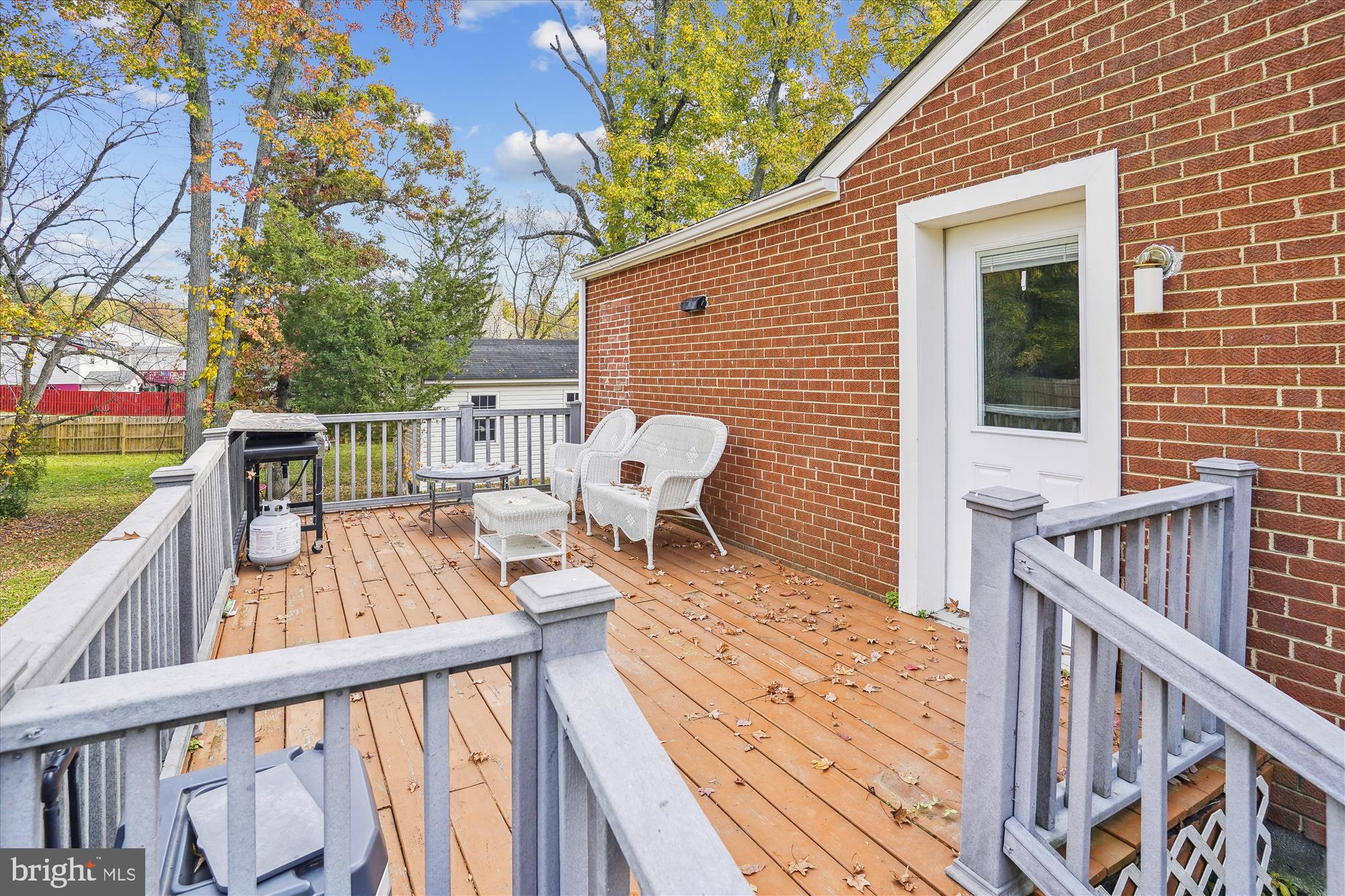 WARBURTON MANOR - Residential