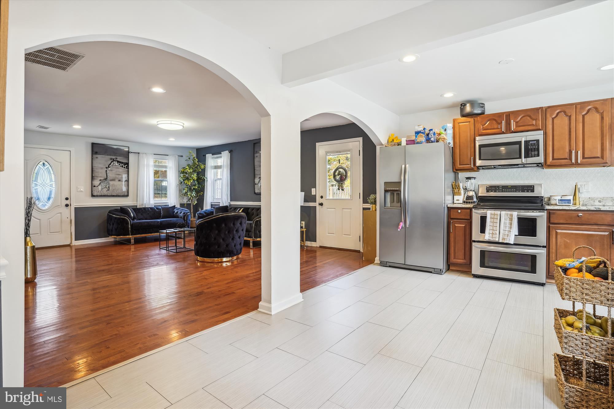 WARBURTON MANOR - Residential