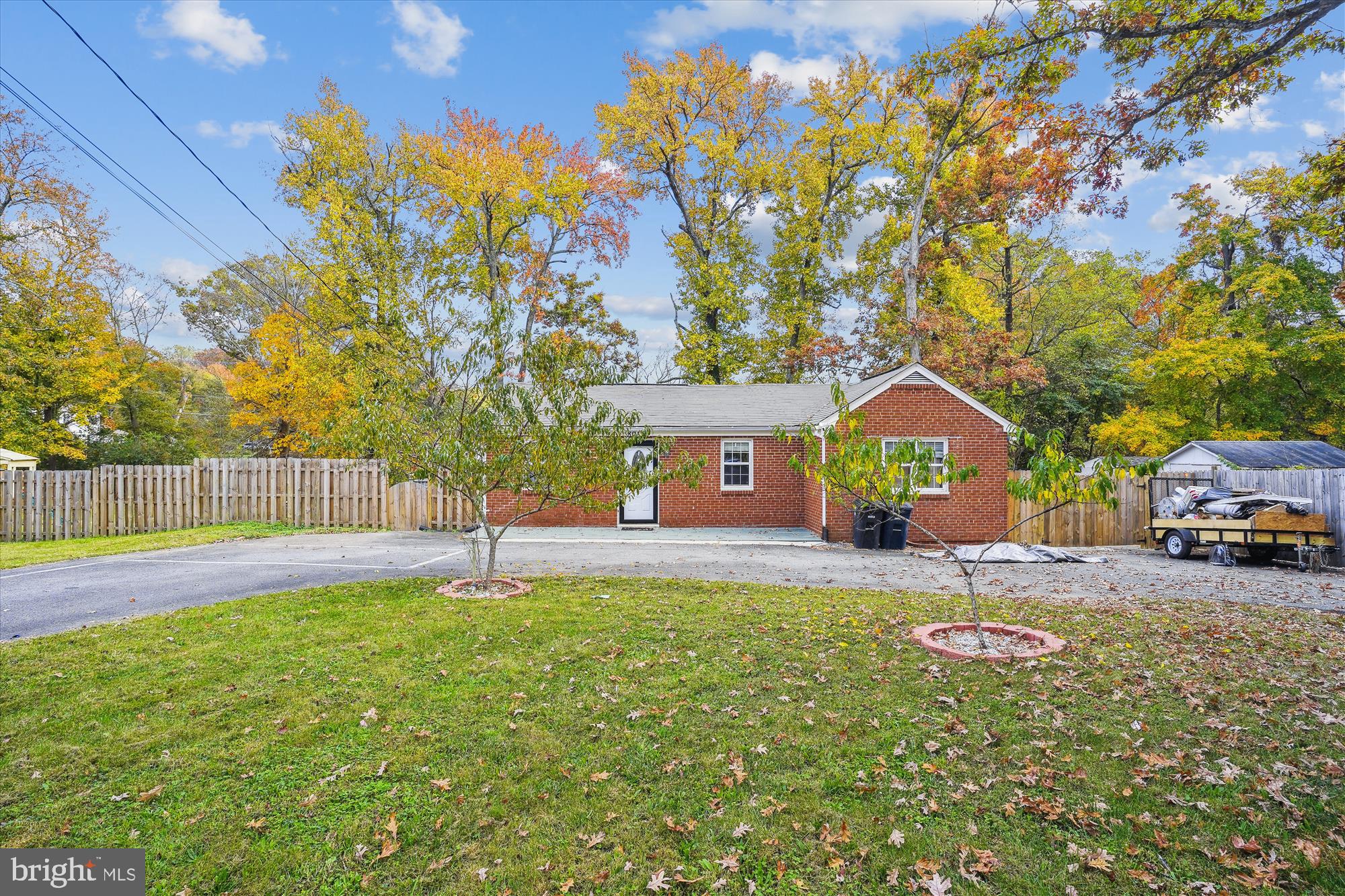 WARBURTON MANOR - Residential