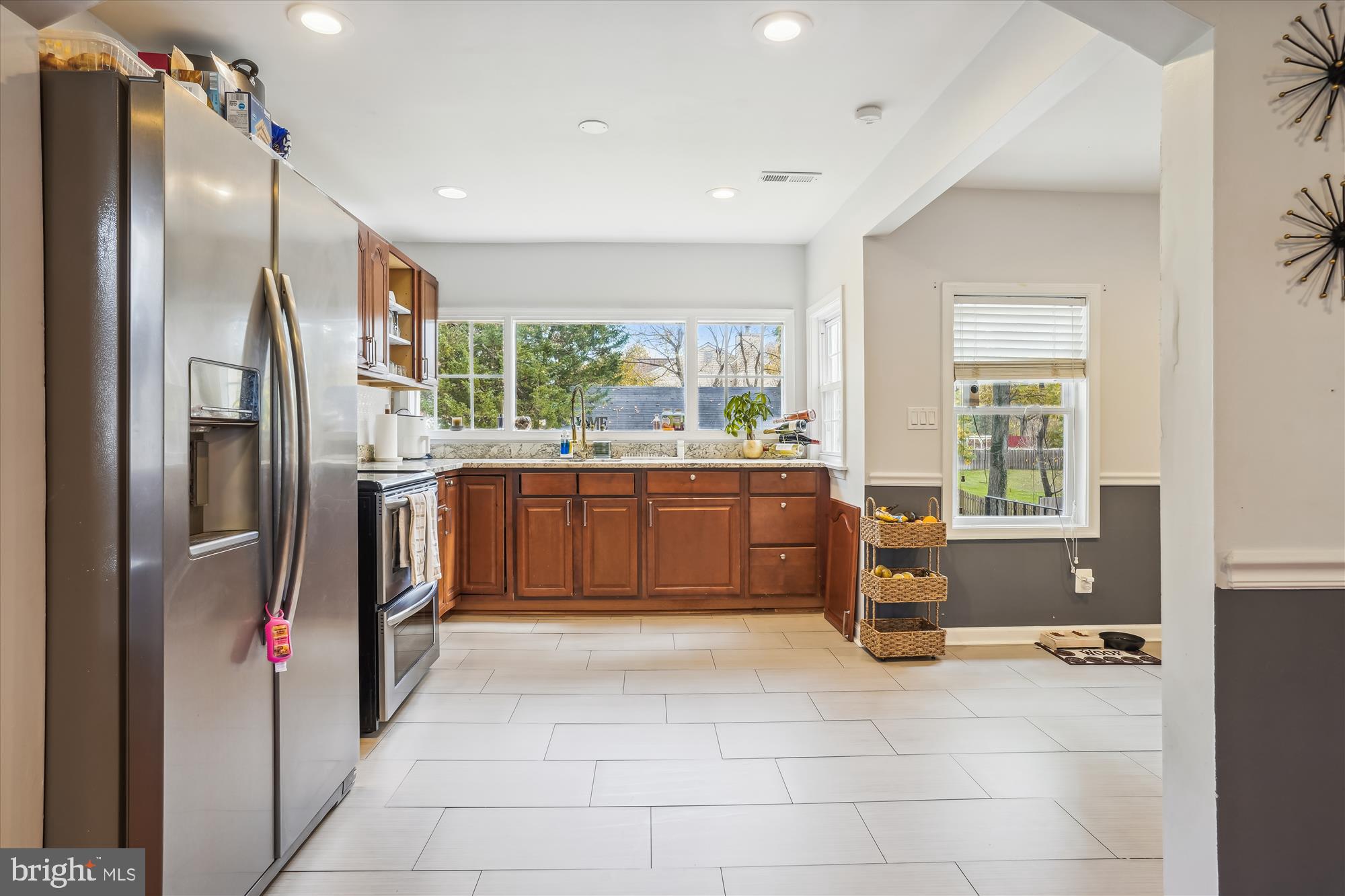 WARBURTON MANOR - Residential