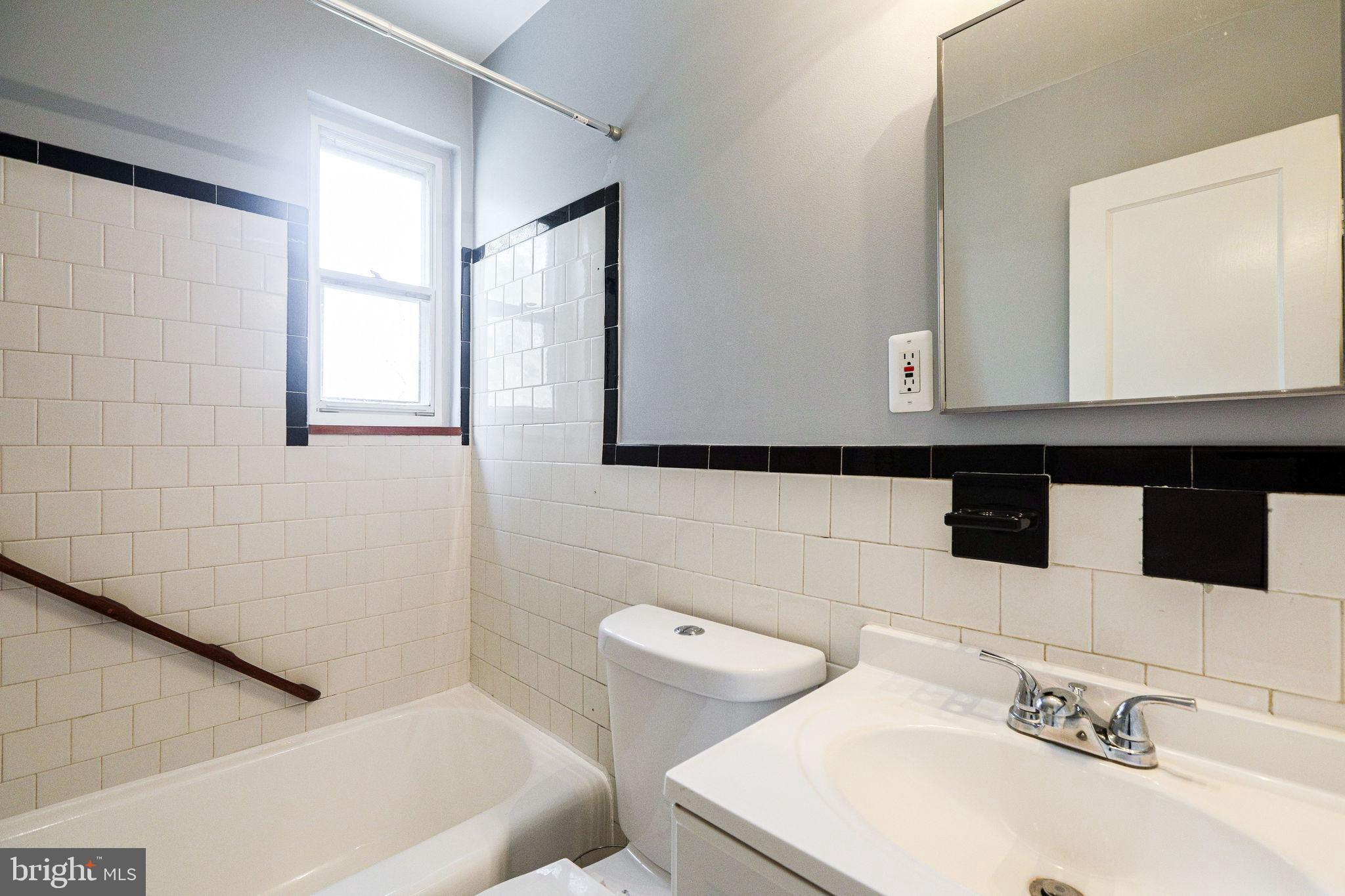 NORTHWOOD VILLAGE - Residential