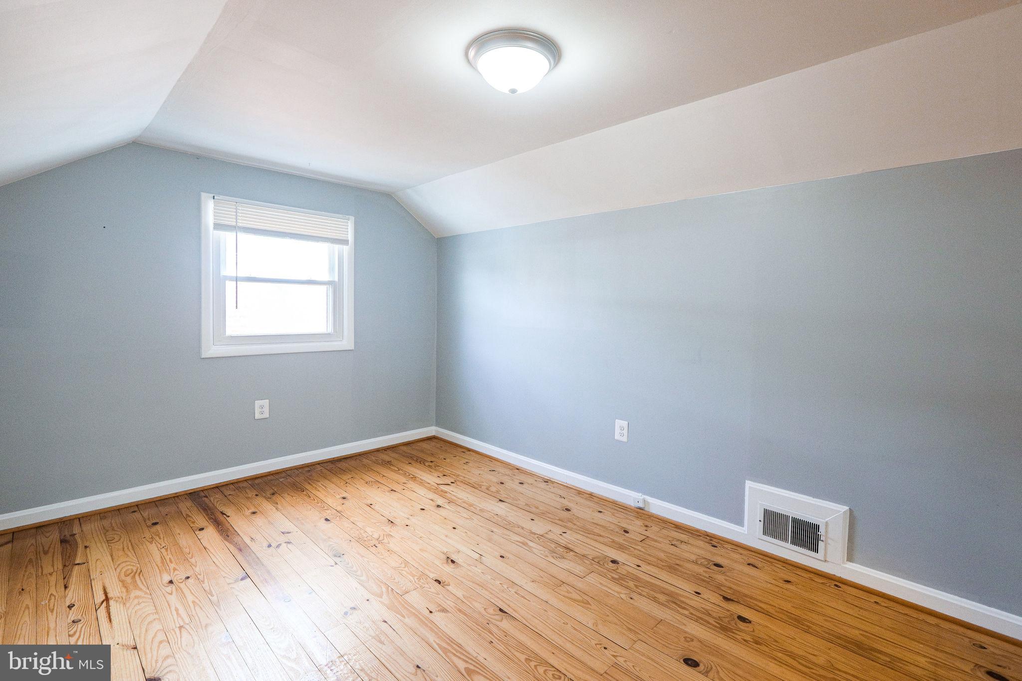 NORTHWOOD VILLAGE - Residential