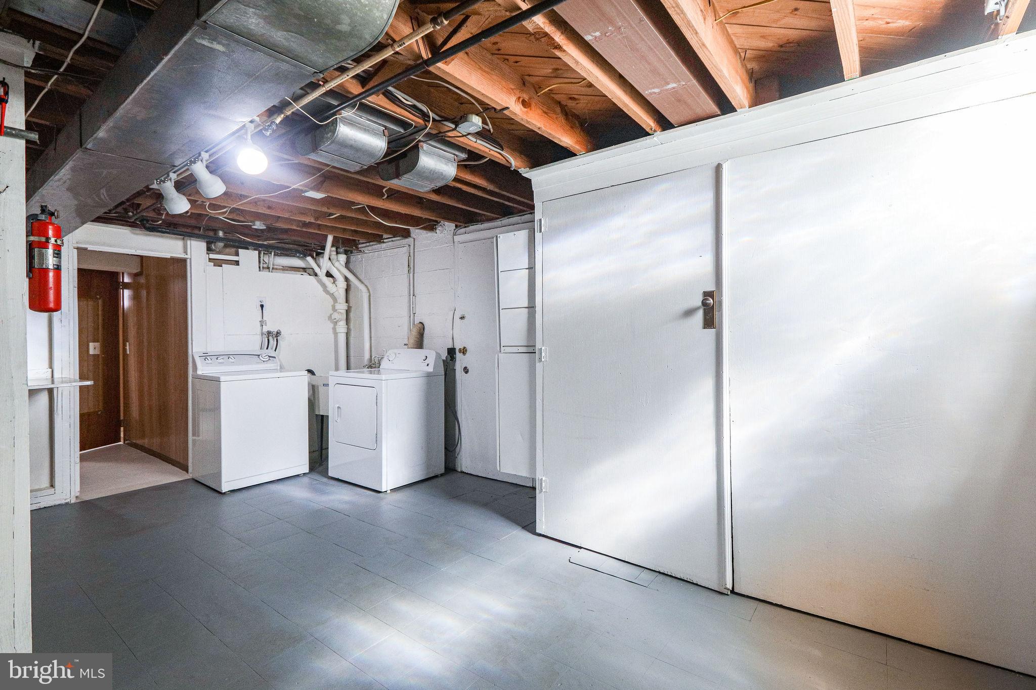 NORTHWOOD VILLAGE - Residential