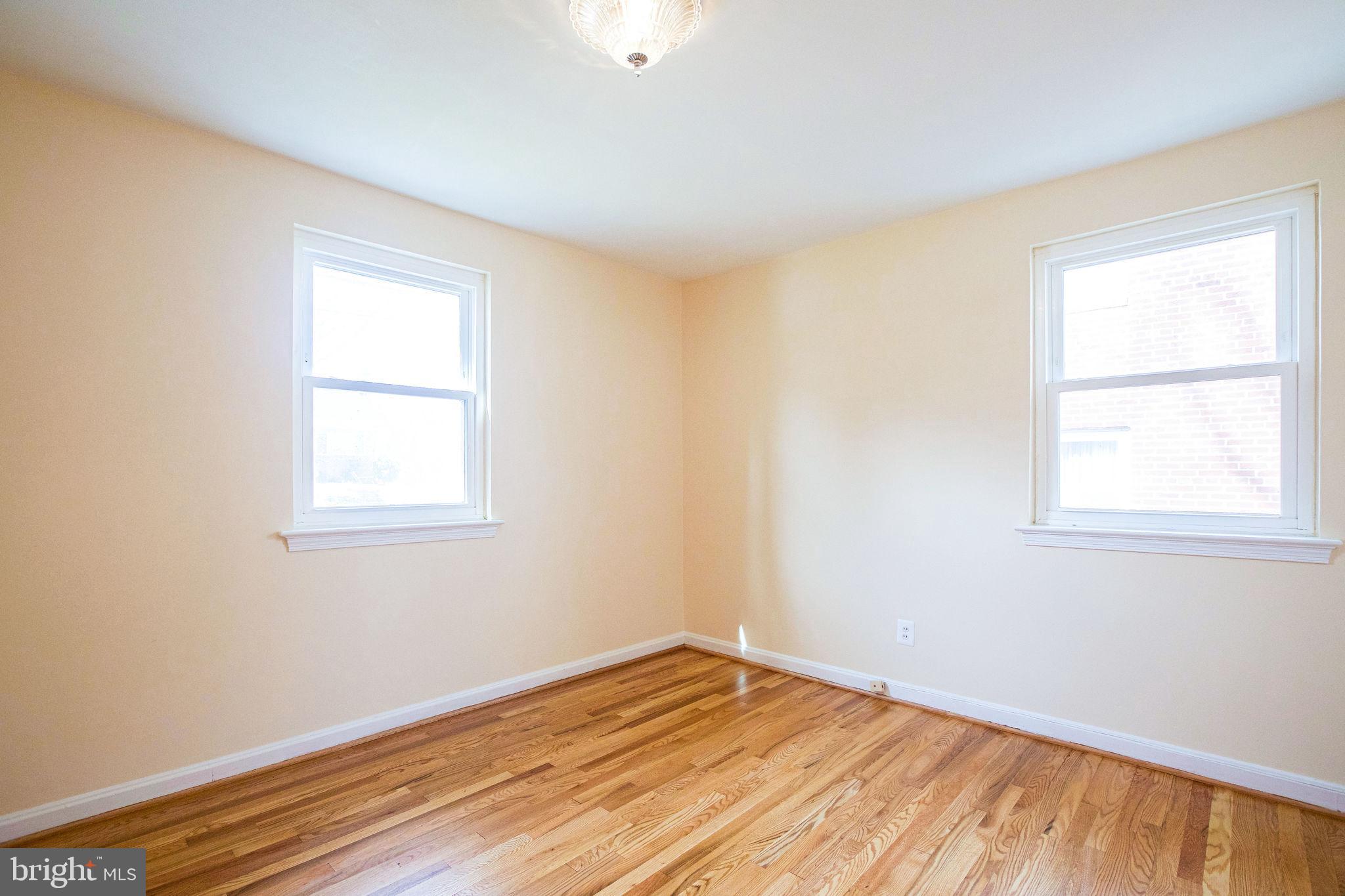 NORTHWOOD VILLAGE - Residential