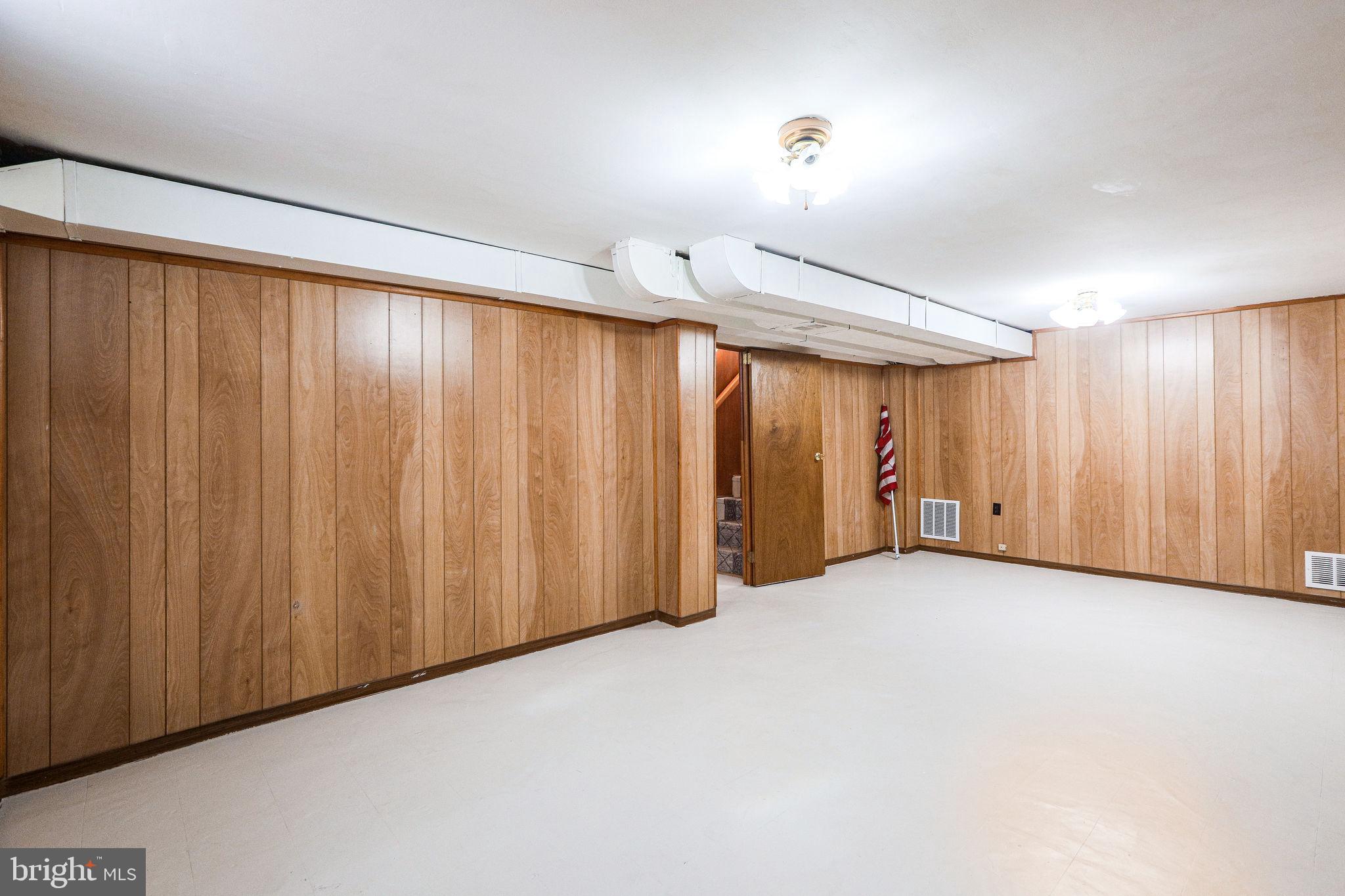 NORTHWOOD VILLAGE - Residential