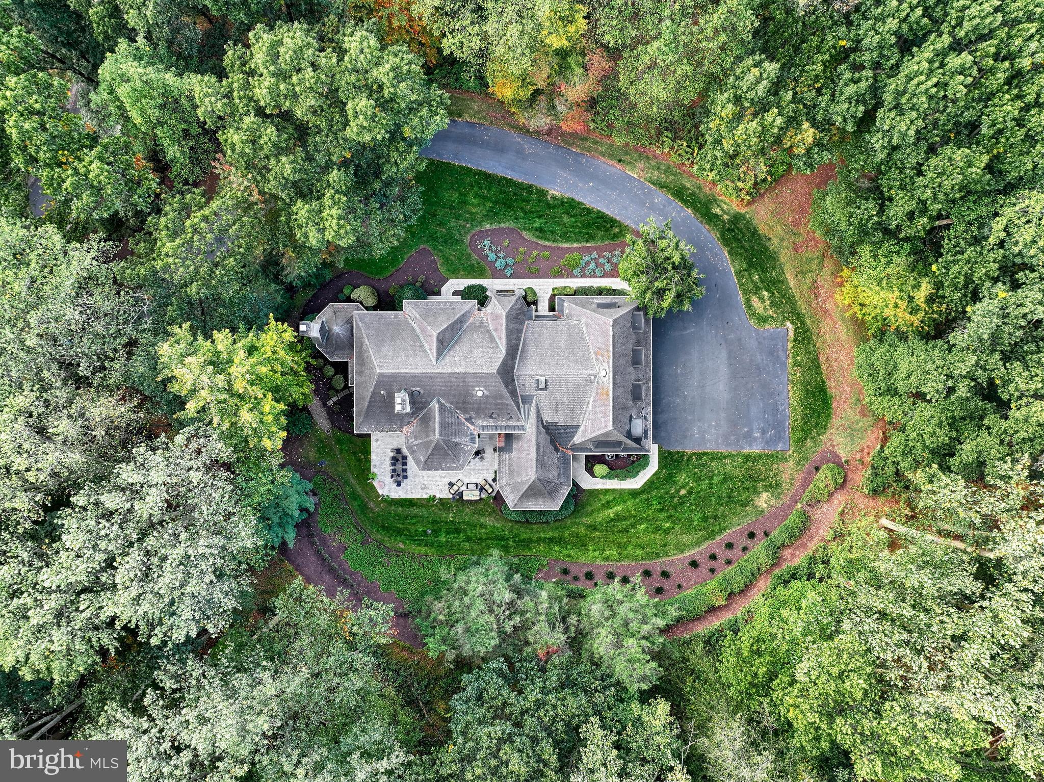 THE OAKS - Residential