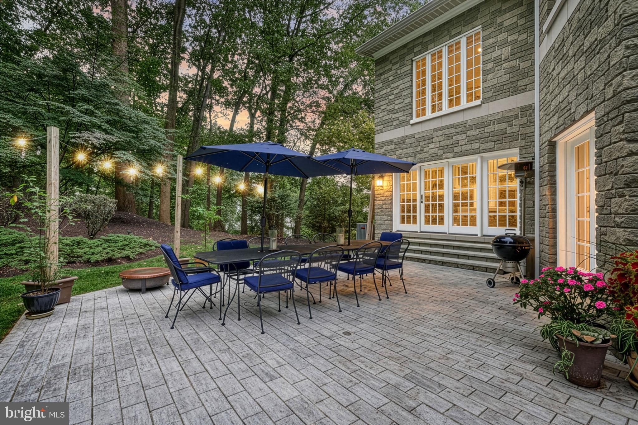 610 CARRINGTON COURT