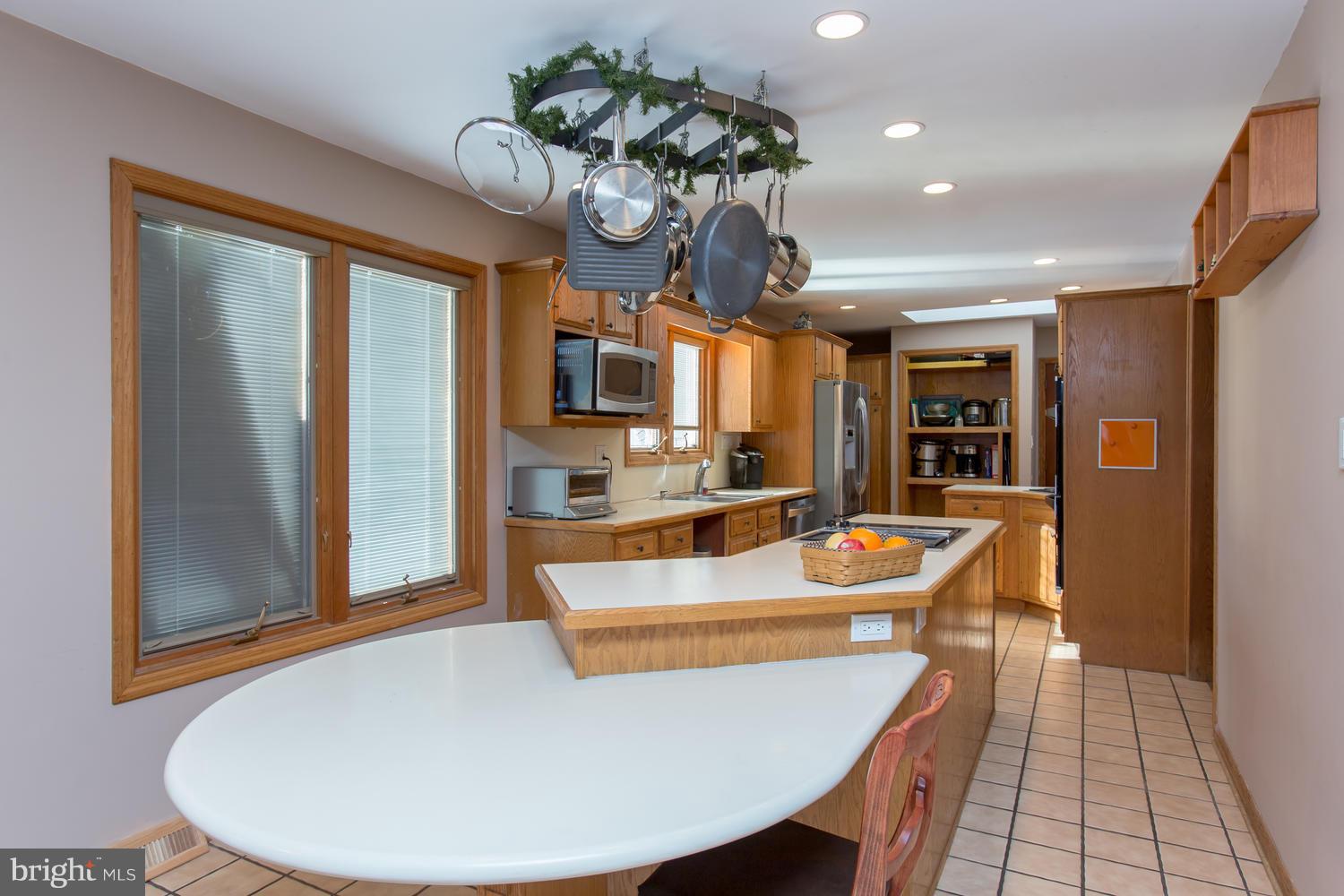 HILLCREST - Residential