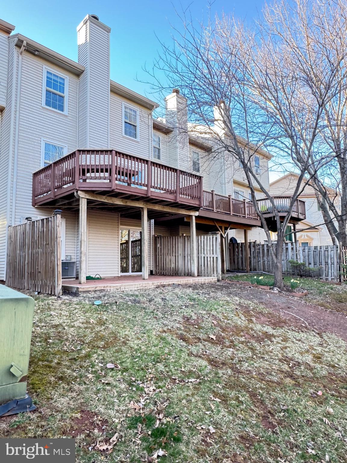 ASHBURN VILLAGE - Residential Lease