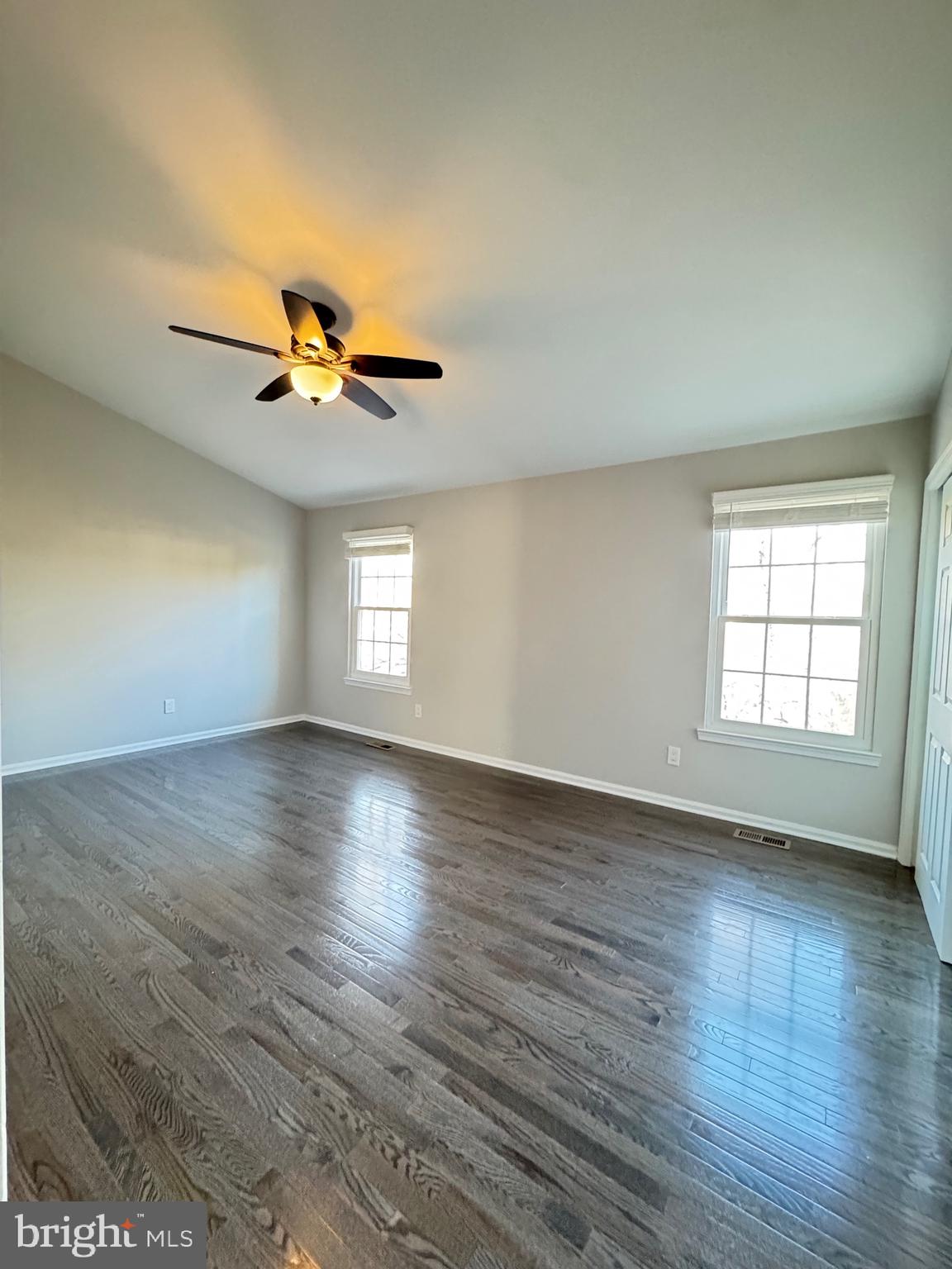 ASHBURN VILLAGE - Residential Lease