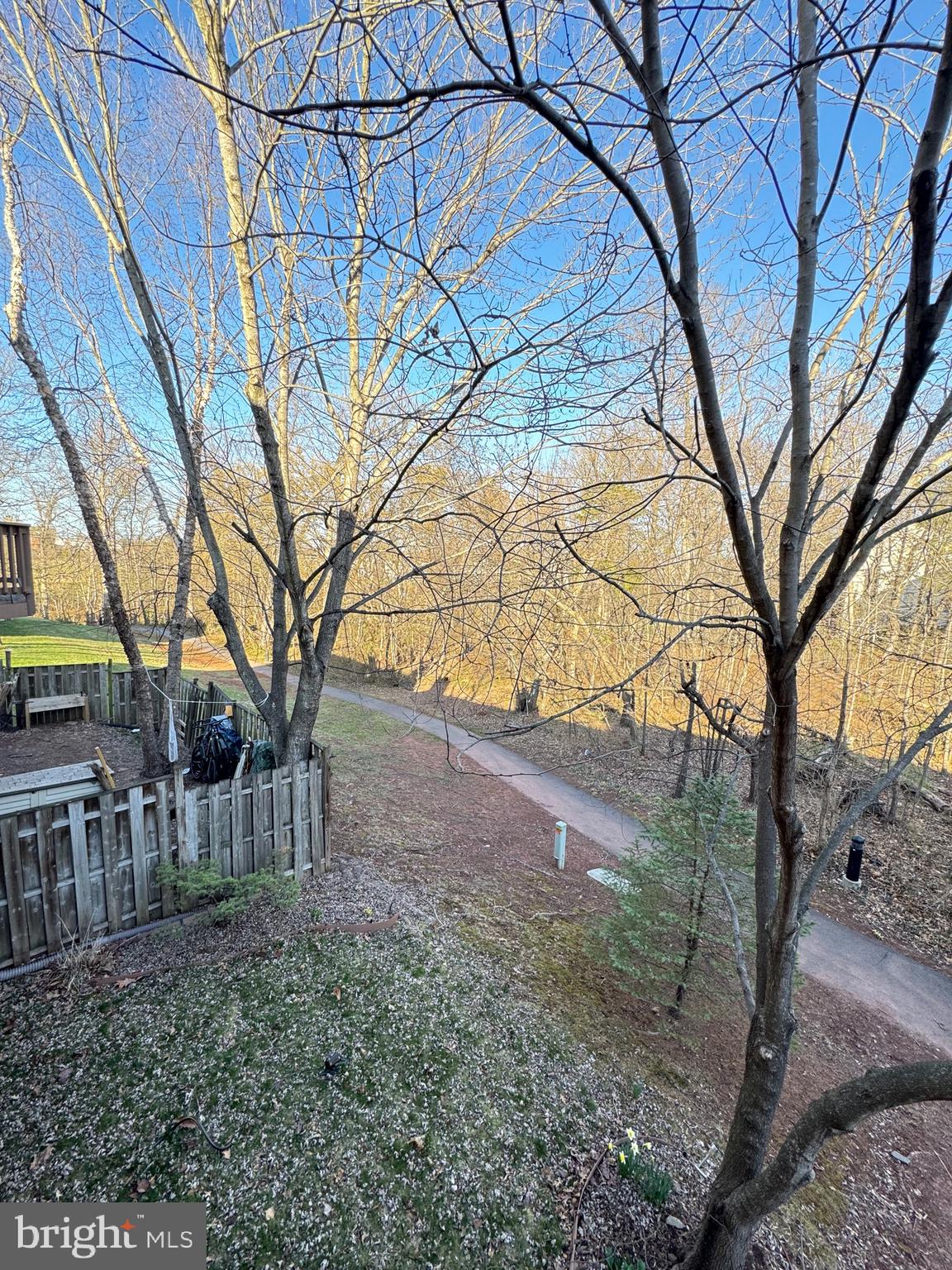 ASHBURN VILLAGE - Residential Lease