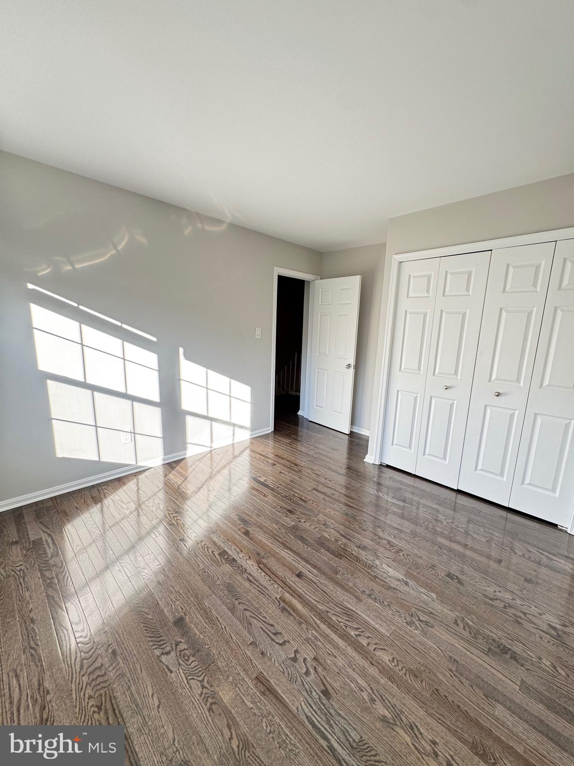 ASHBURN VILLAGE - Residential Lease