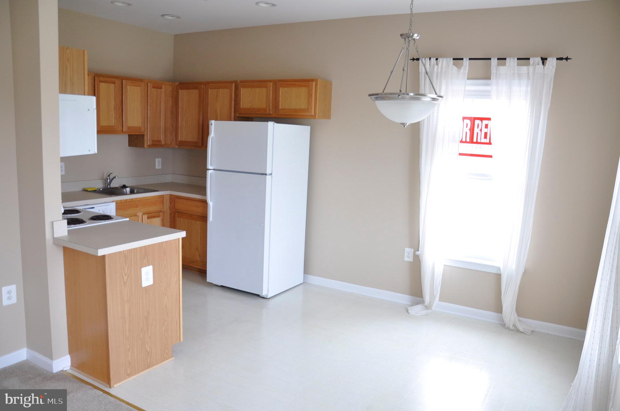 VILLAGES OF URBANA - Residential Lease