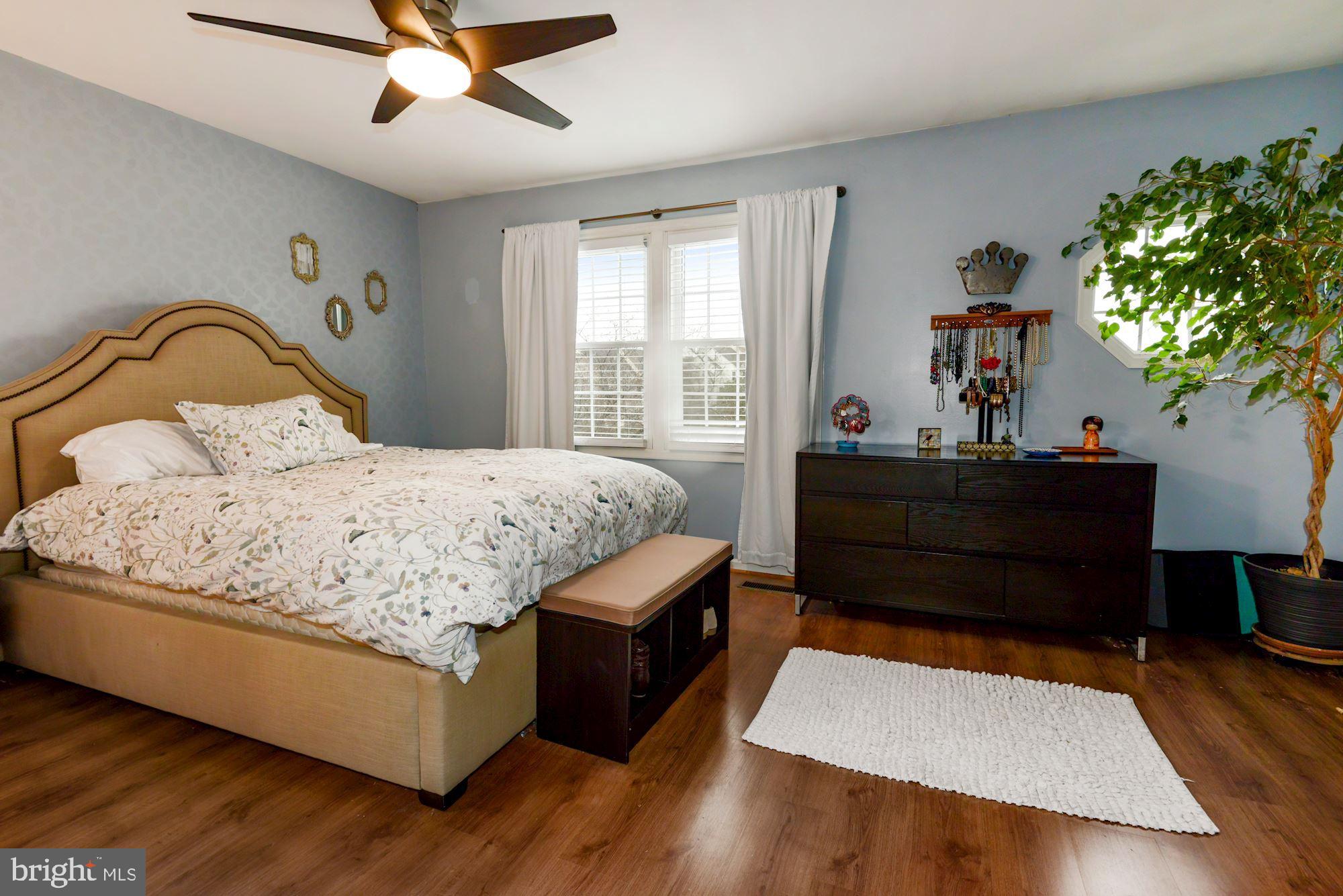 FOX CREEK - Residential