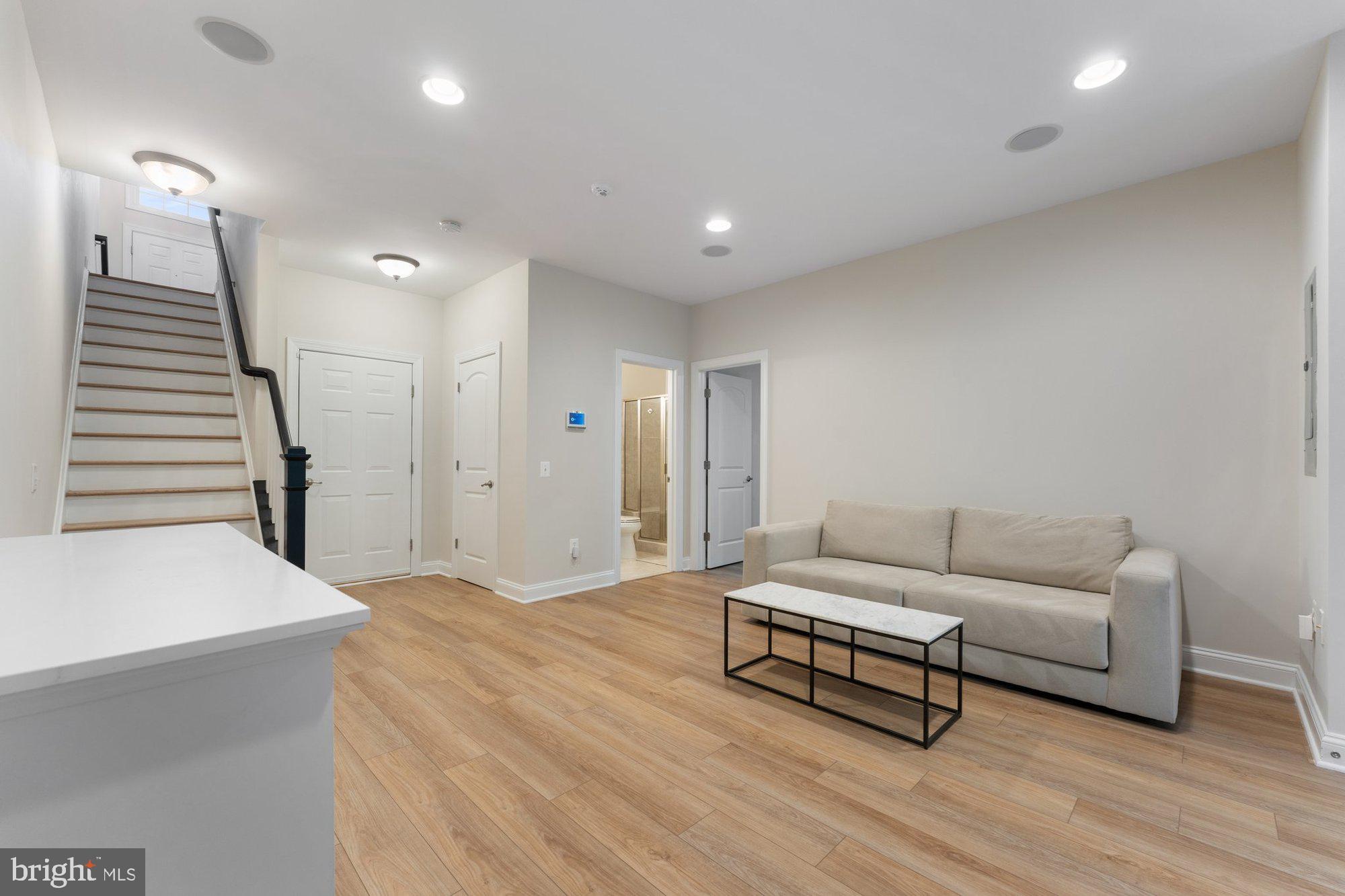 MARYWOOD ESTATES - Residential