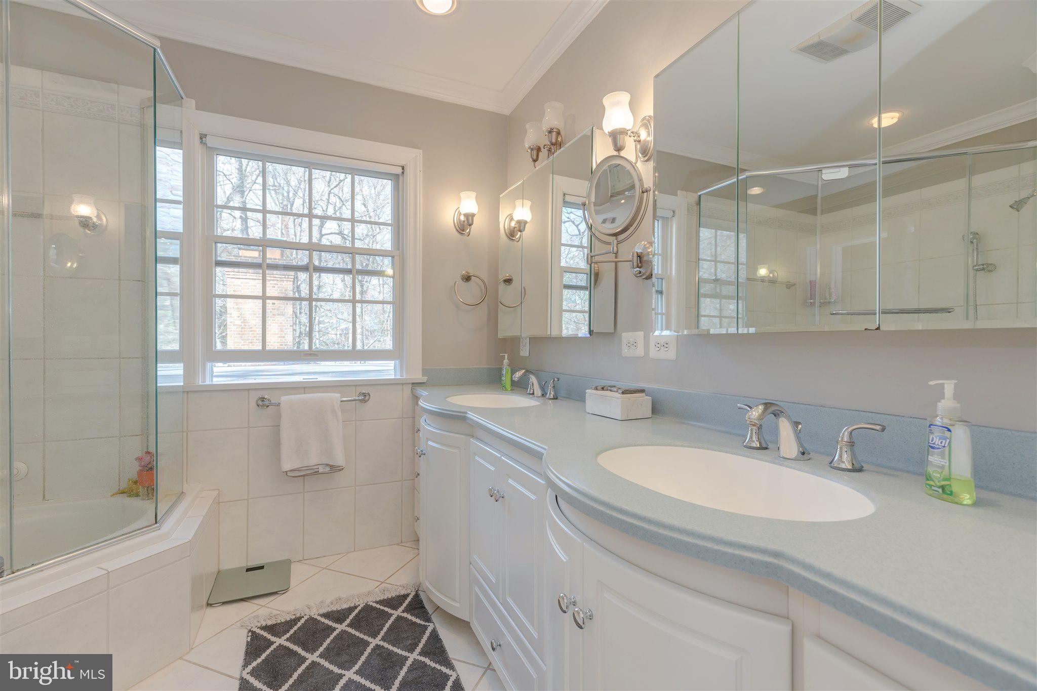 ROCK SPRING - Residential