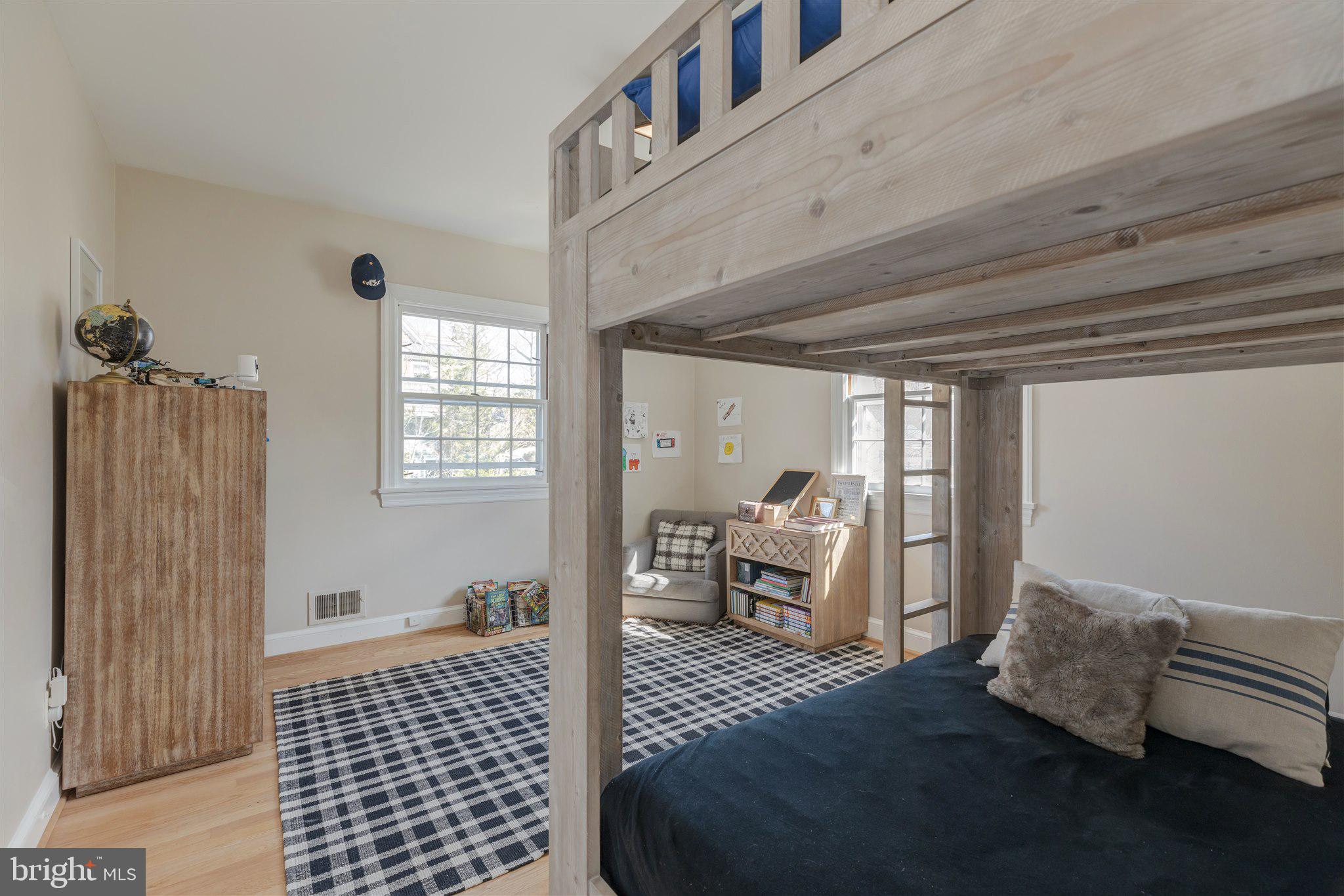 ROCK SPRING - Residential