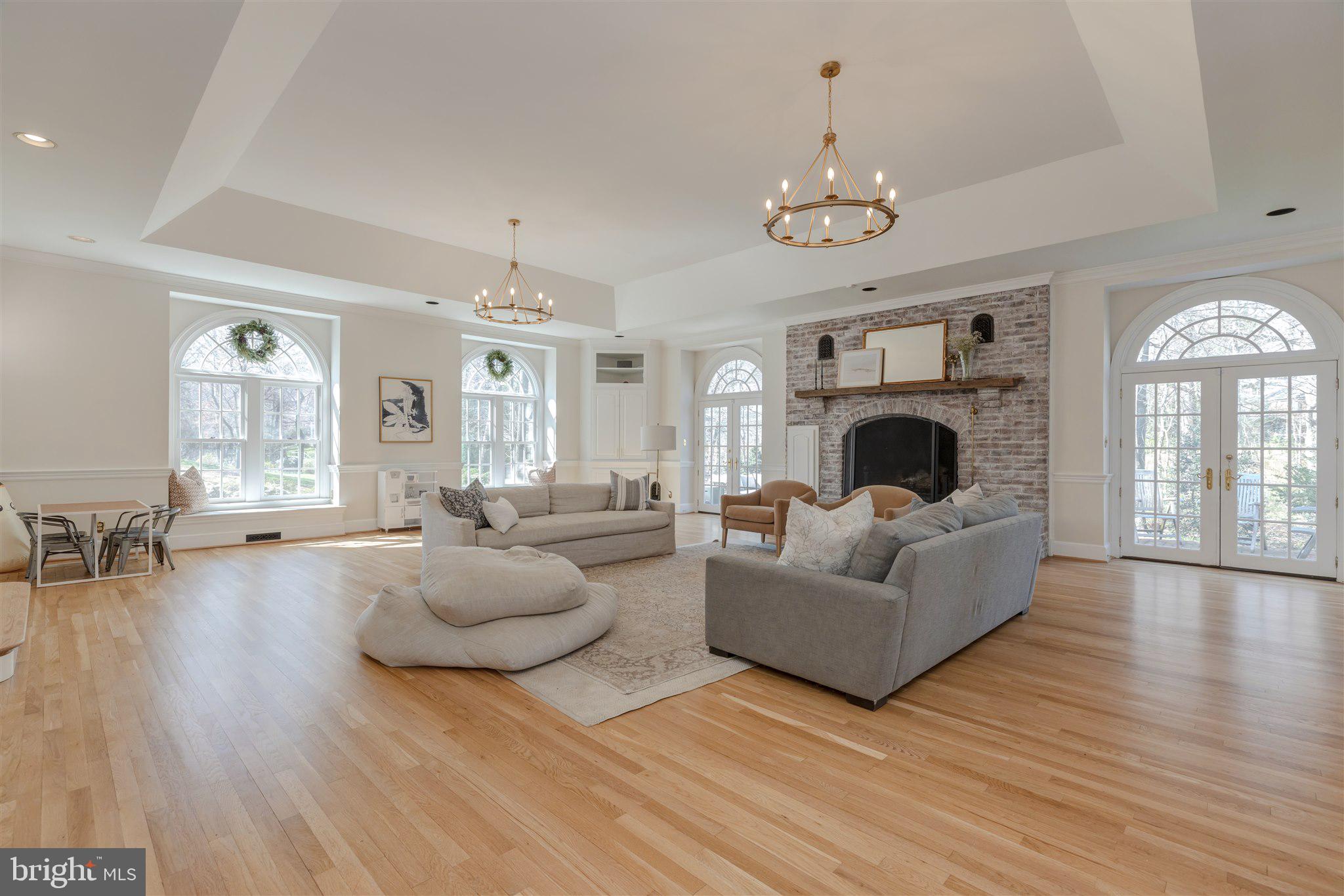 ROCK SPRING - Residential