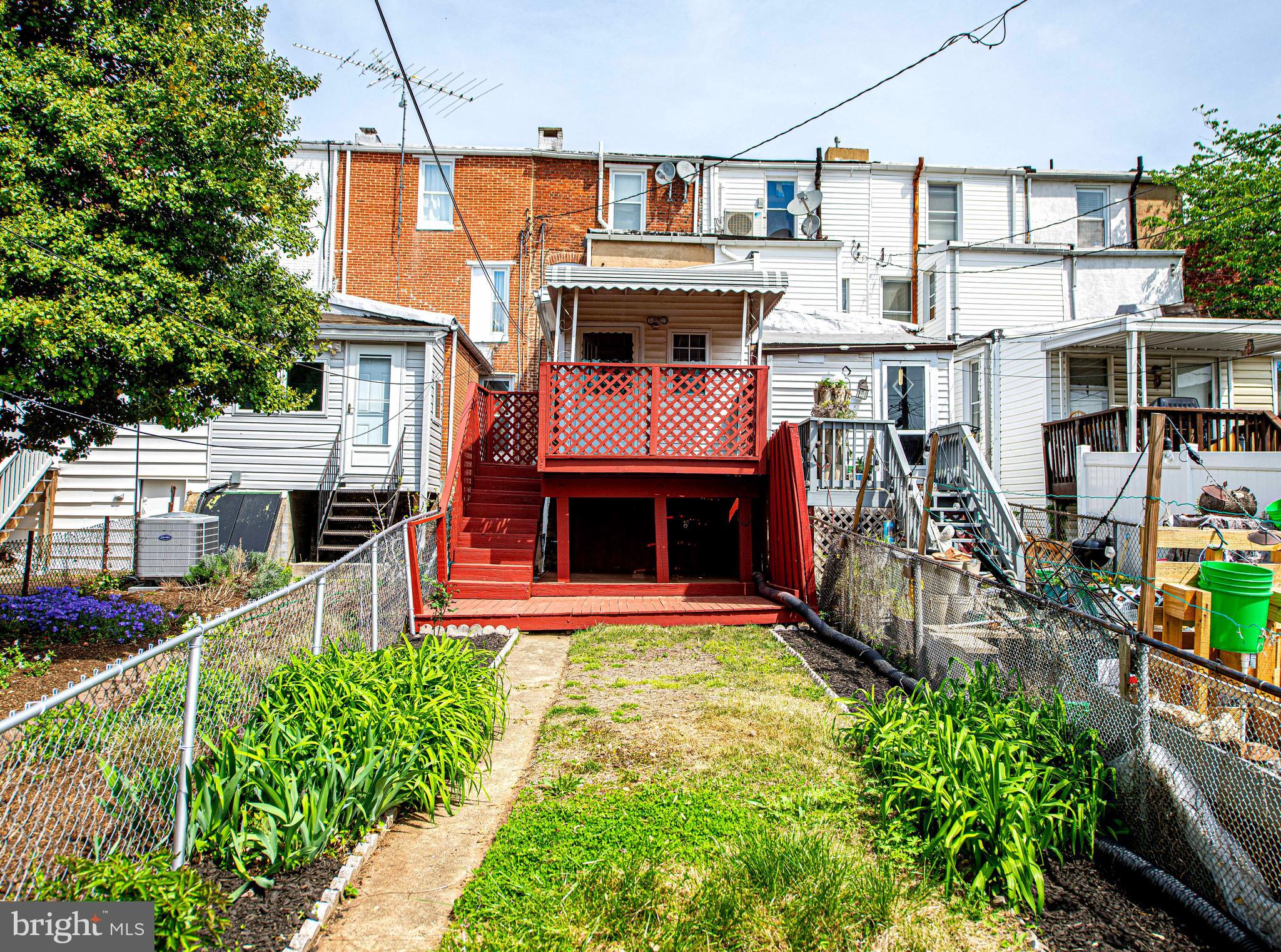 HAMPDEN HISTORIC DISTRICT - Residential