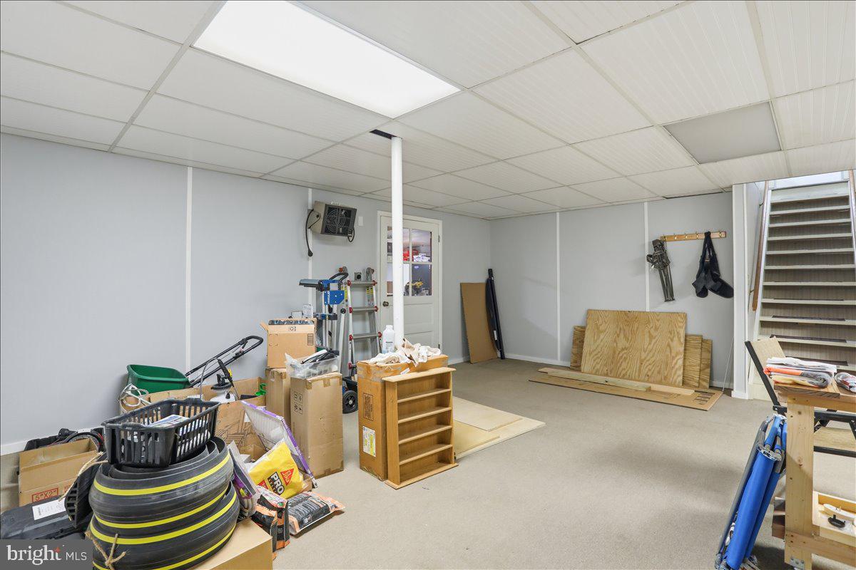 MOUNTAIN VIEW ACRES - Residential