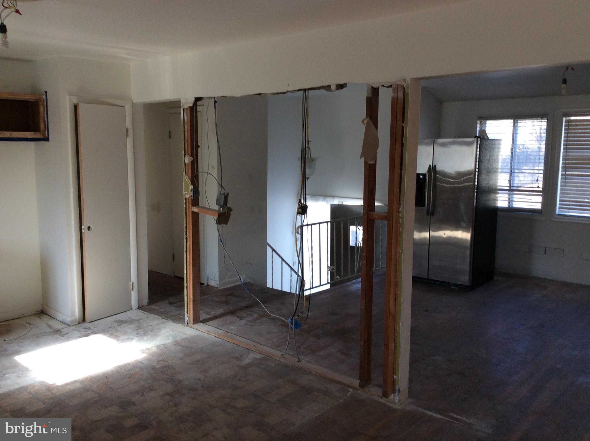 BROOKE MANOR - Residential