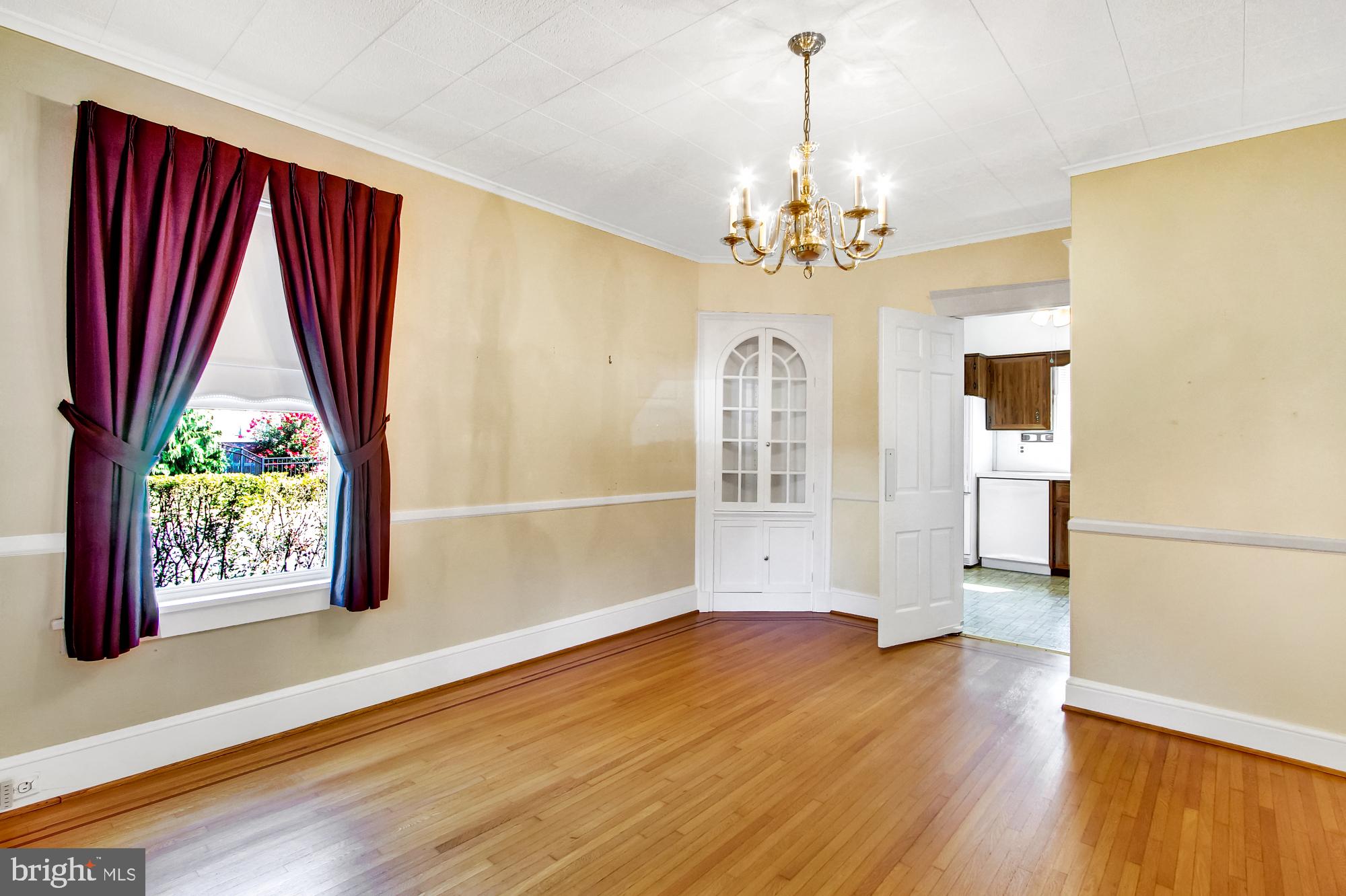 EAST YORK - Residential
