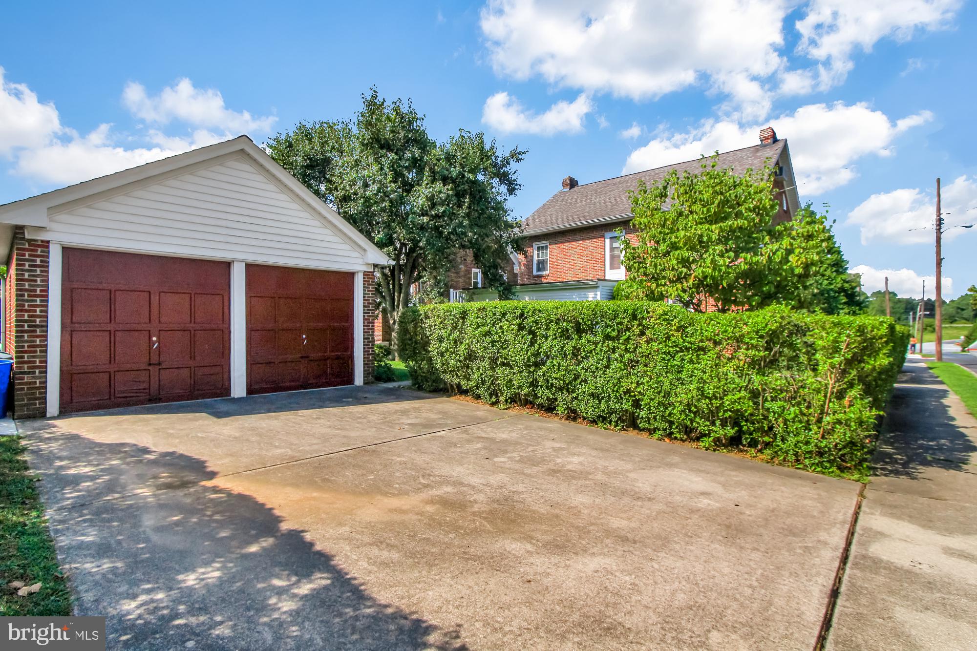 EAST YORK - Residential