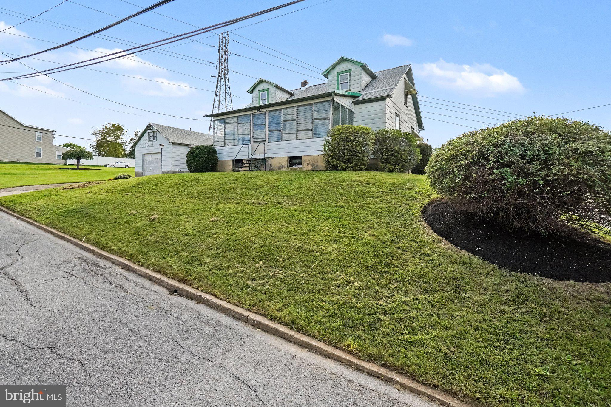 1319 MAIN STREET