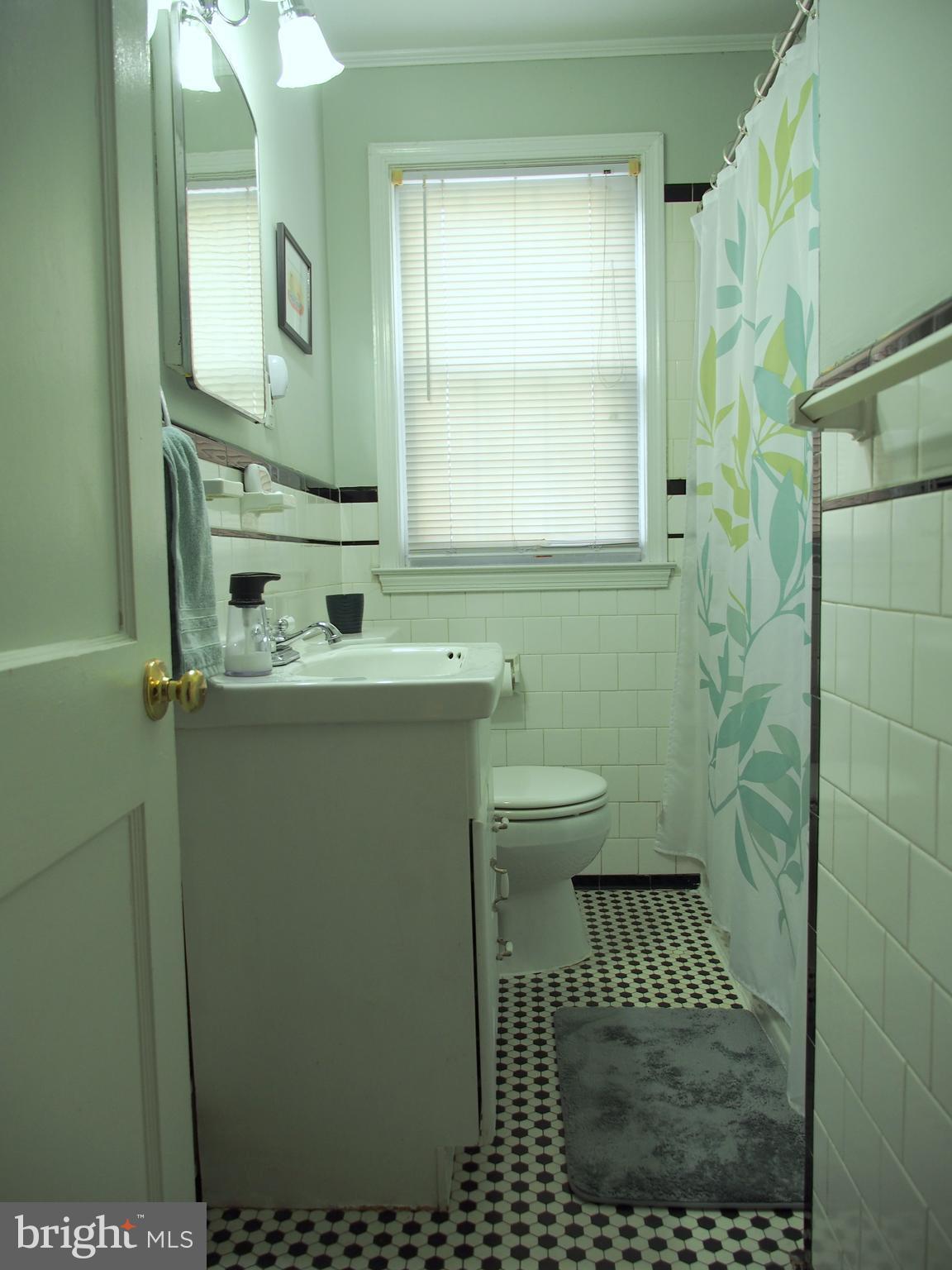 OAKLAND TERRACE - Residential