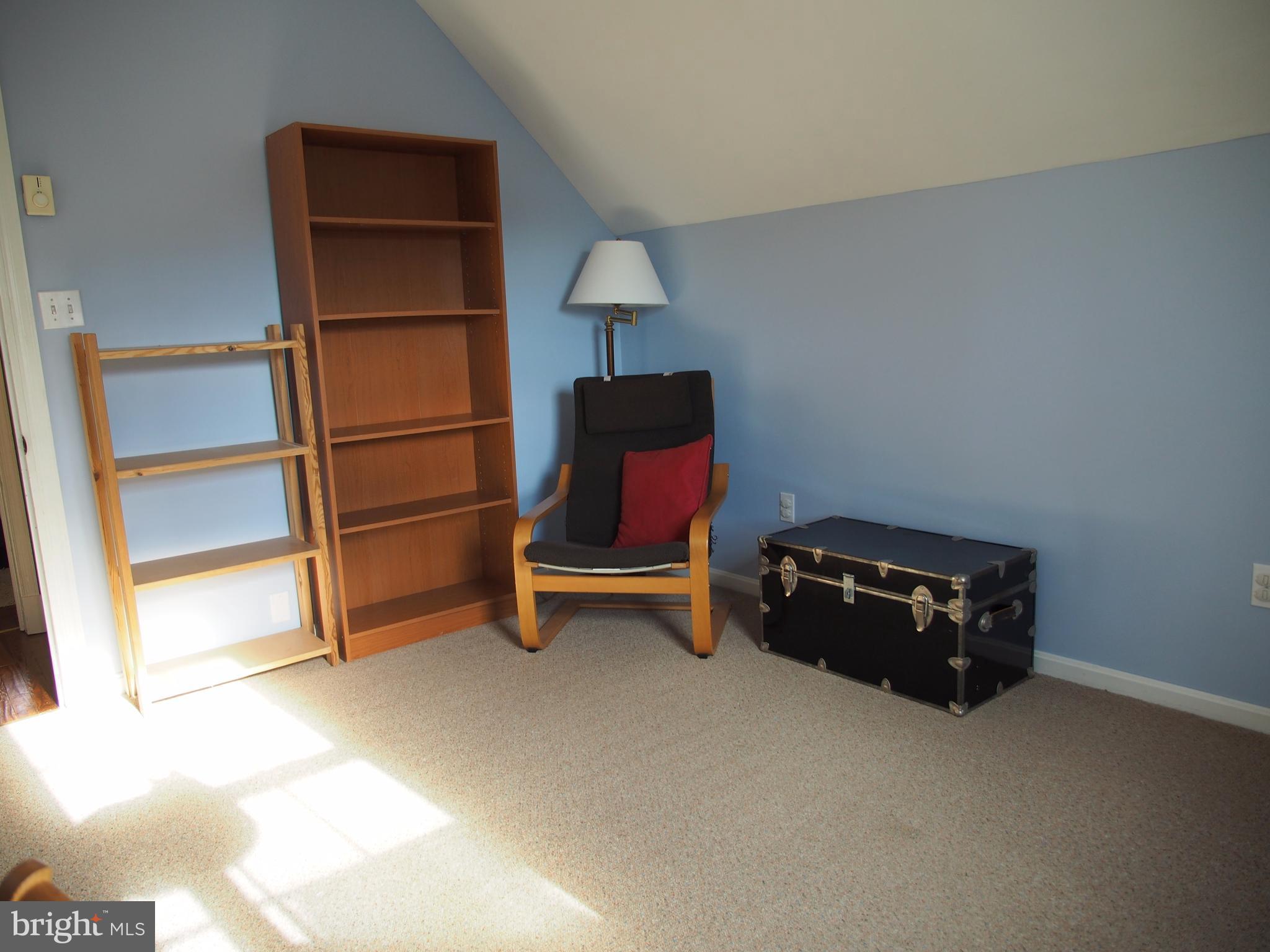 OAKLAND TERRACE - Residential