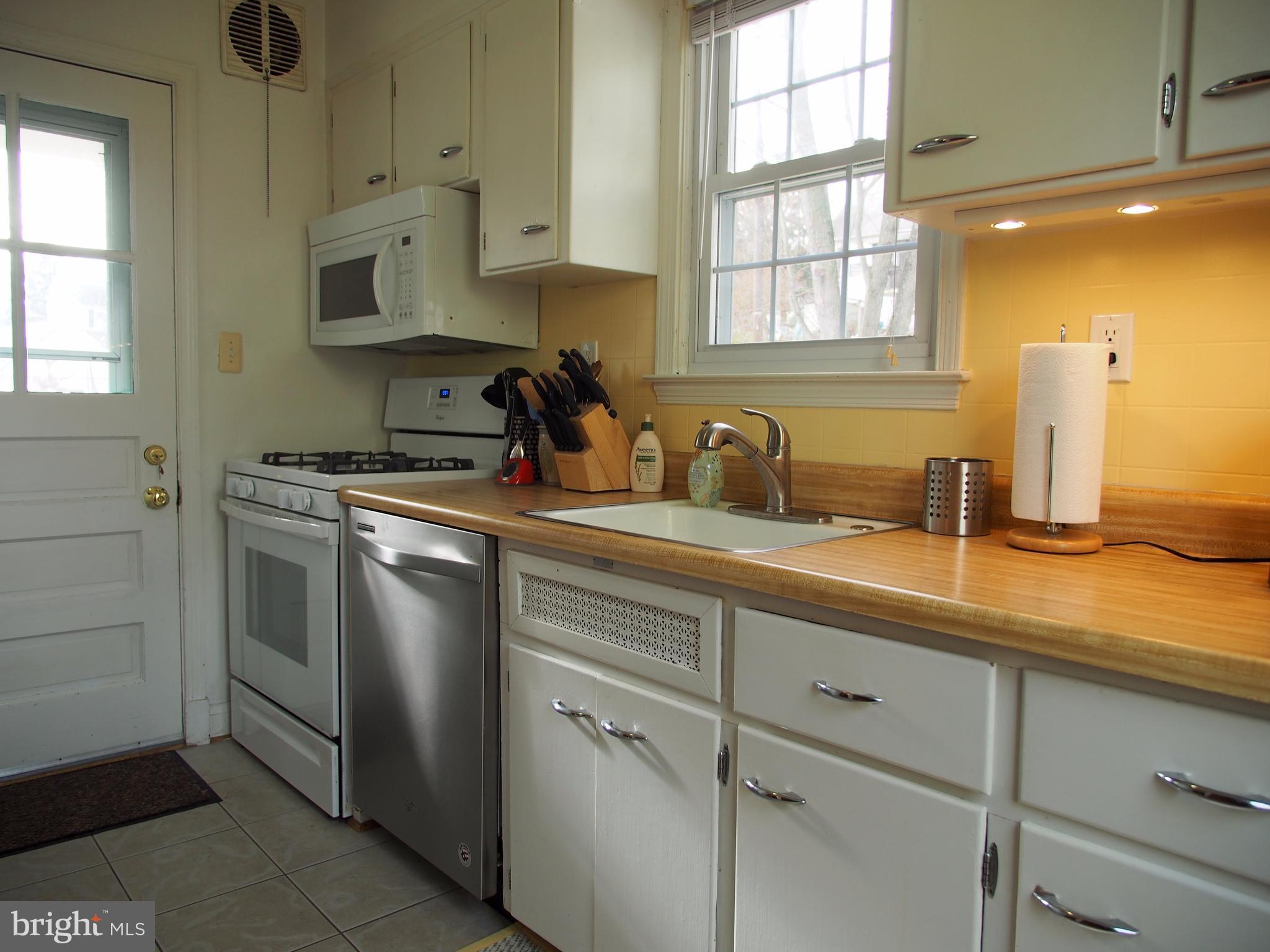 OAKLAND TERRACE - Residential