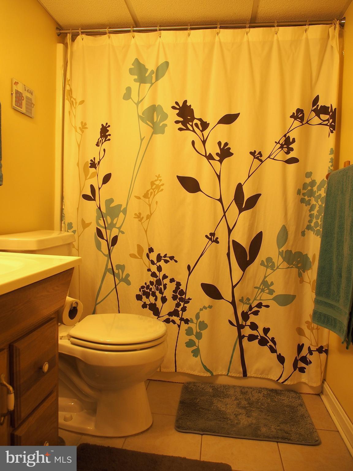 OAKLAND TERRACE - Residential