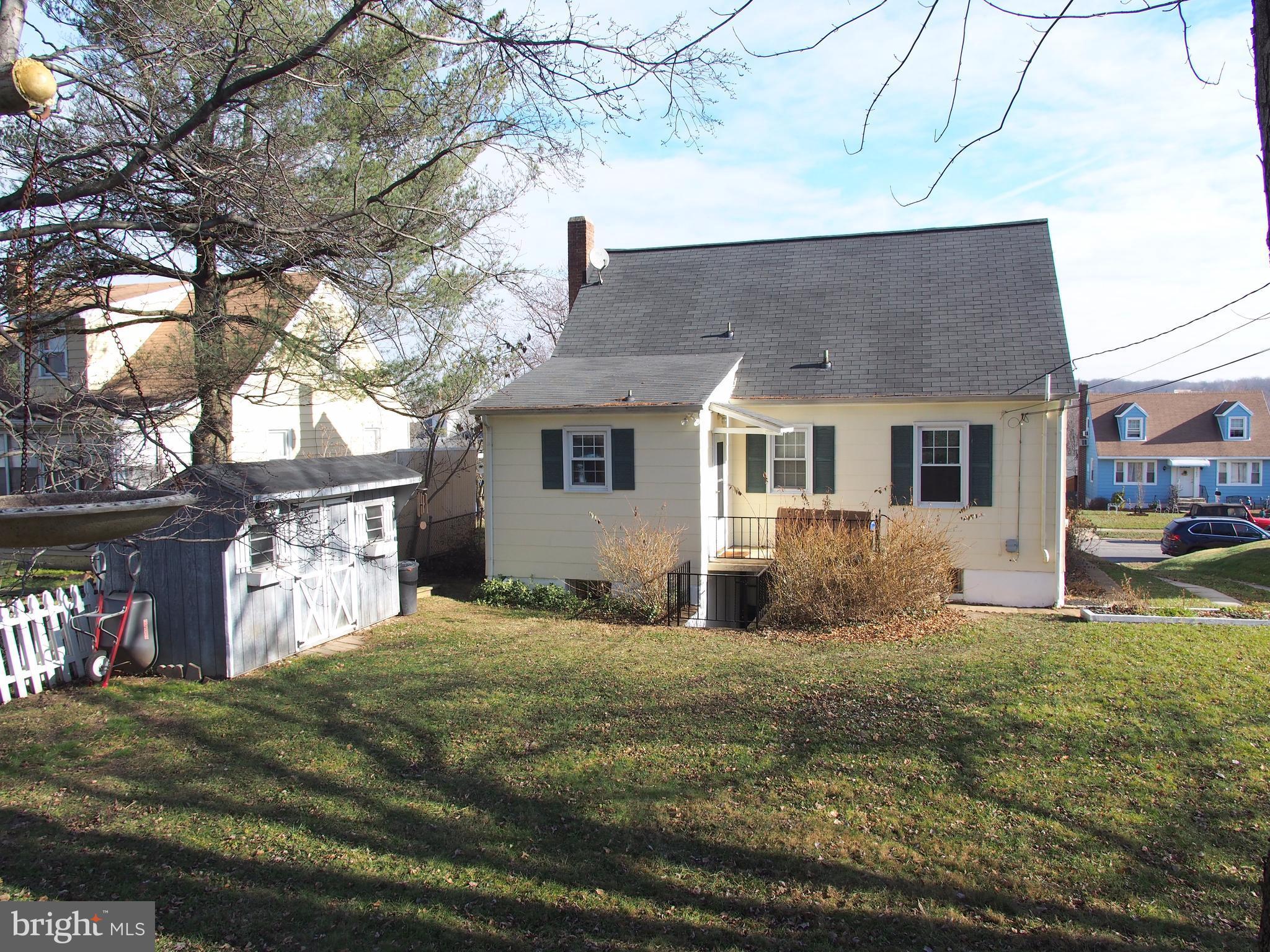 OAKLAND TERRACE - Residential