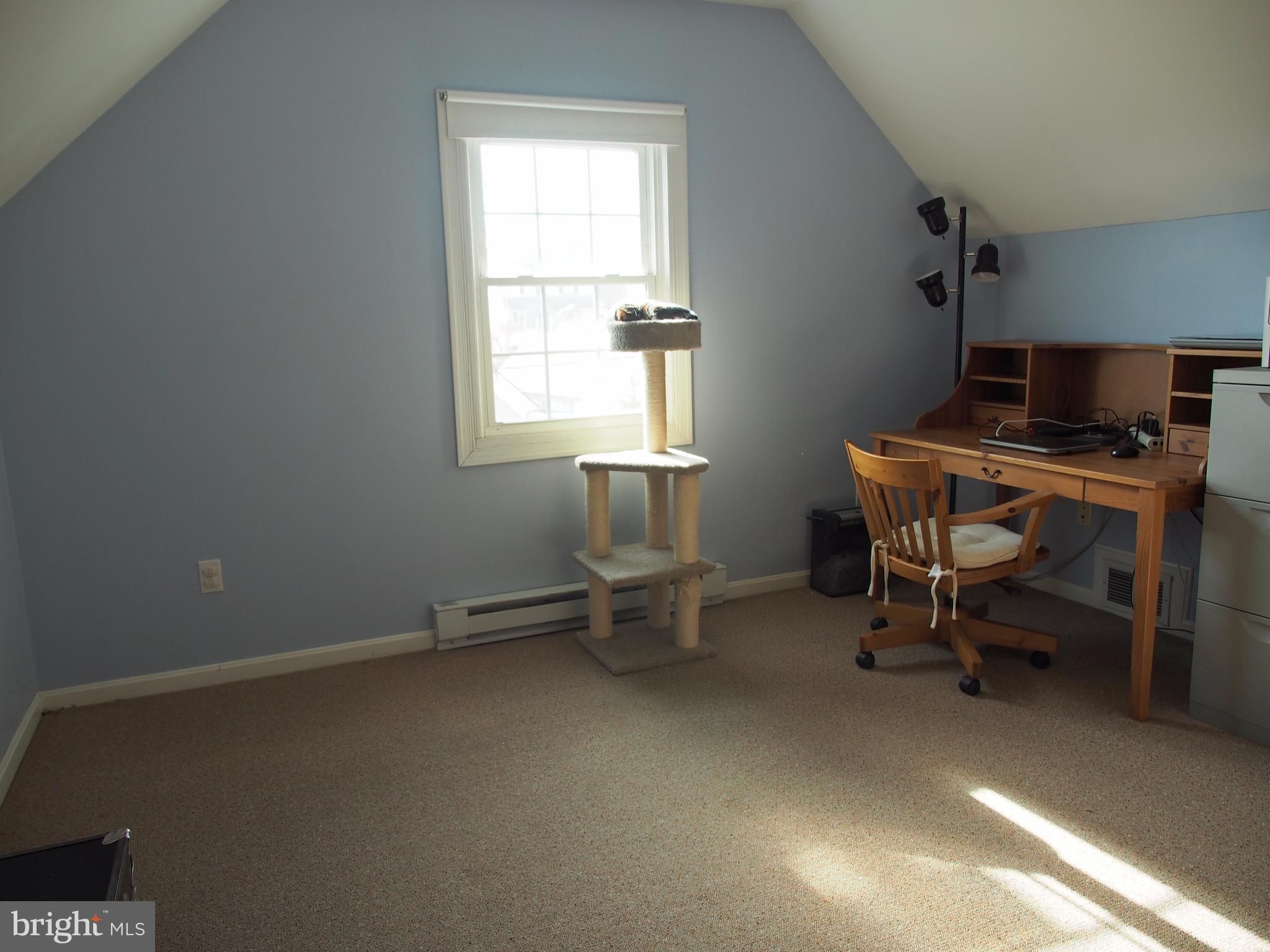 OAKLAND TERRACE - Residential