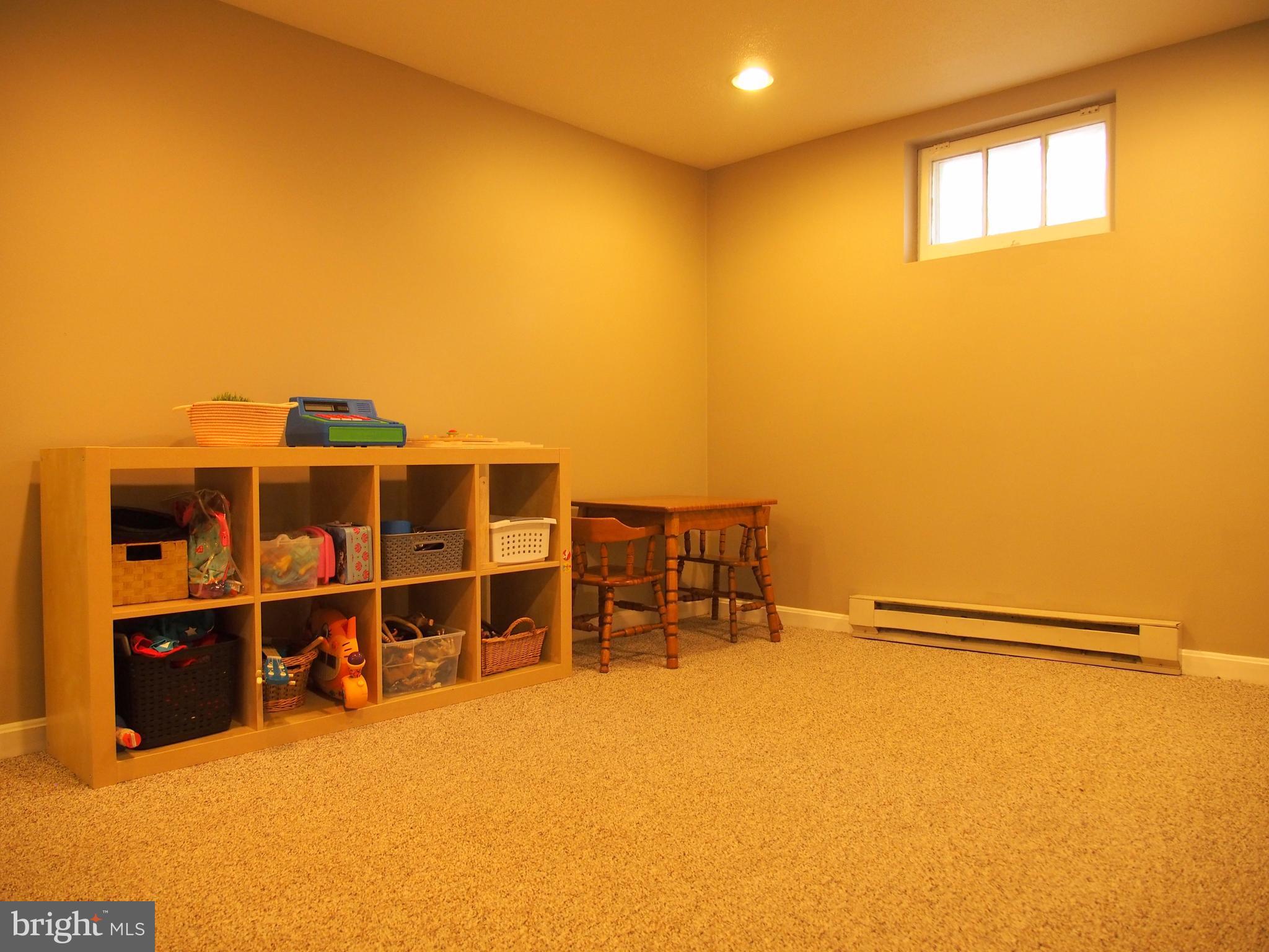 OAKLAND TERRACE - Residential