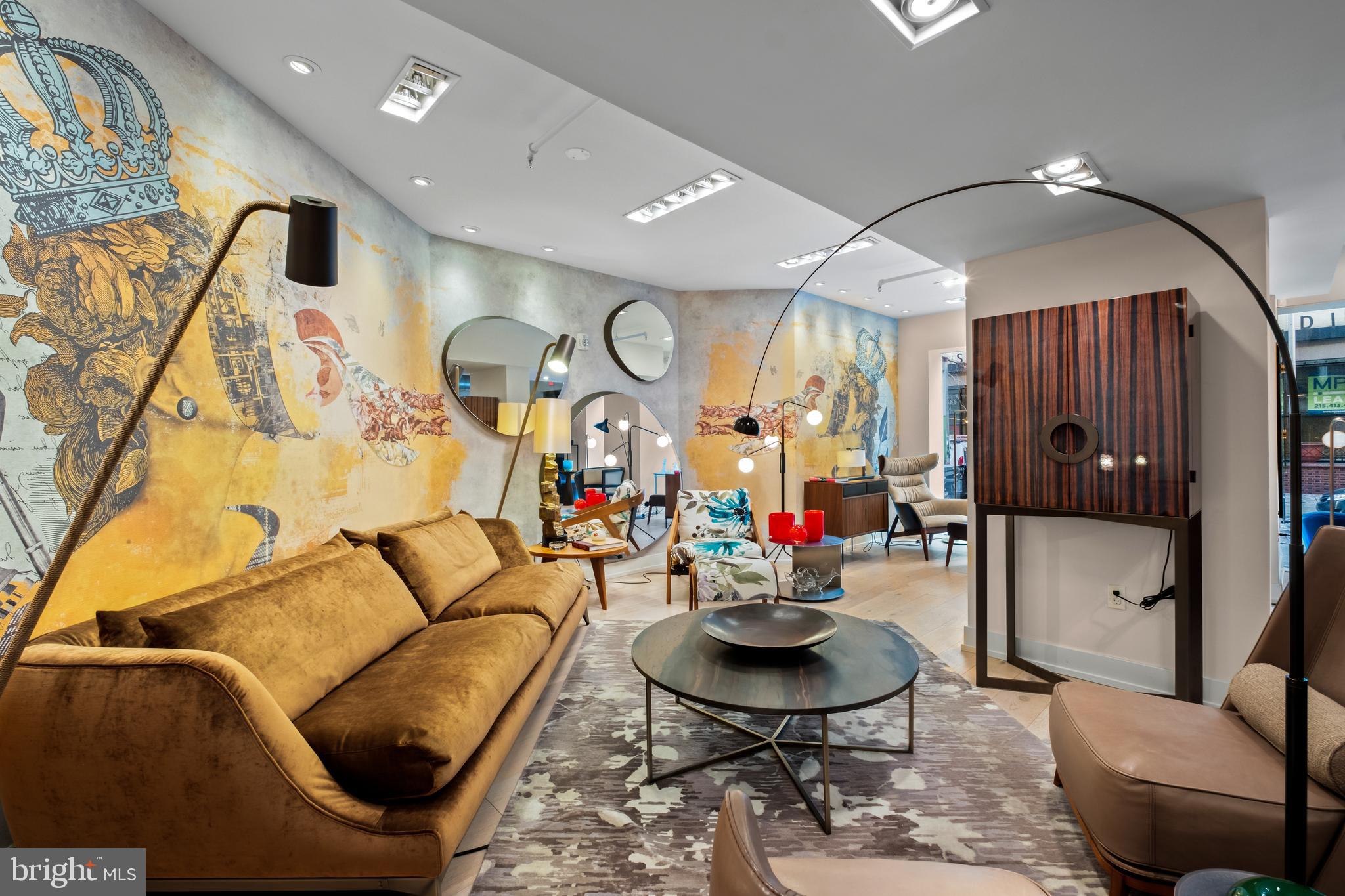 RITTENHOUSE SQUARE - Commercial Lease