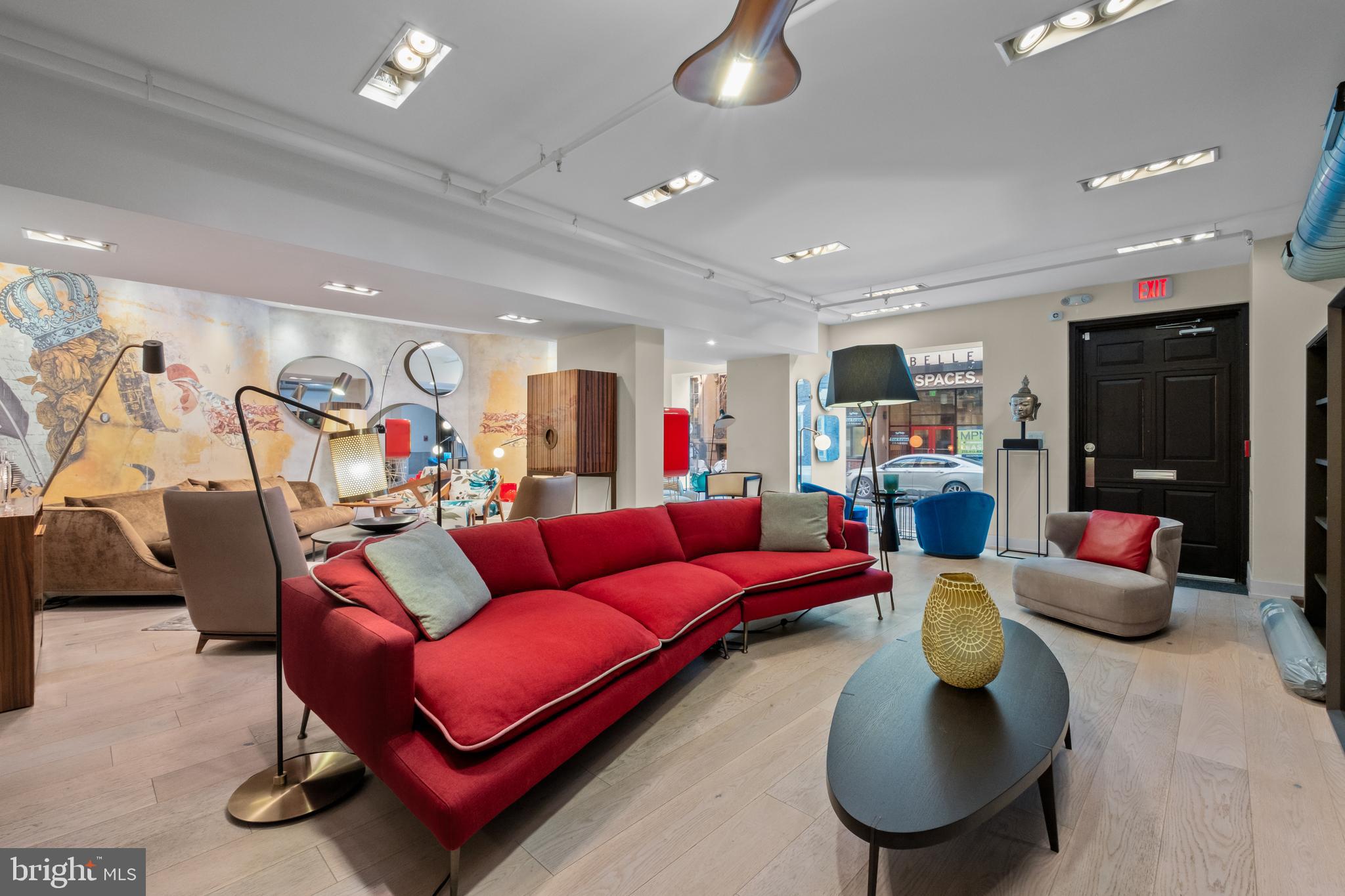 RITTENHOUSE SQUARE - Commercial Lease