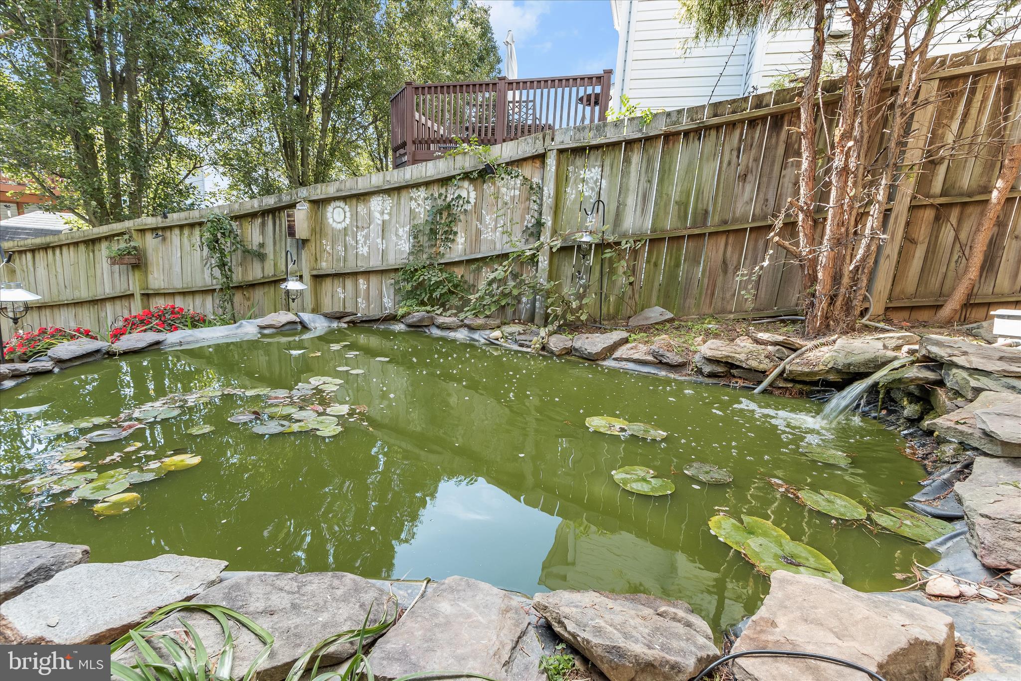 LAKE COVENTRY - Residential