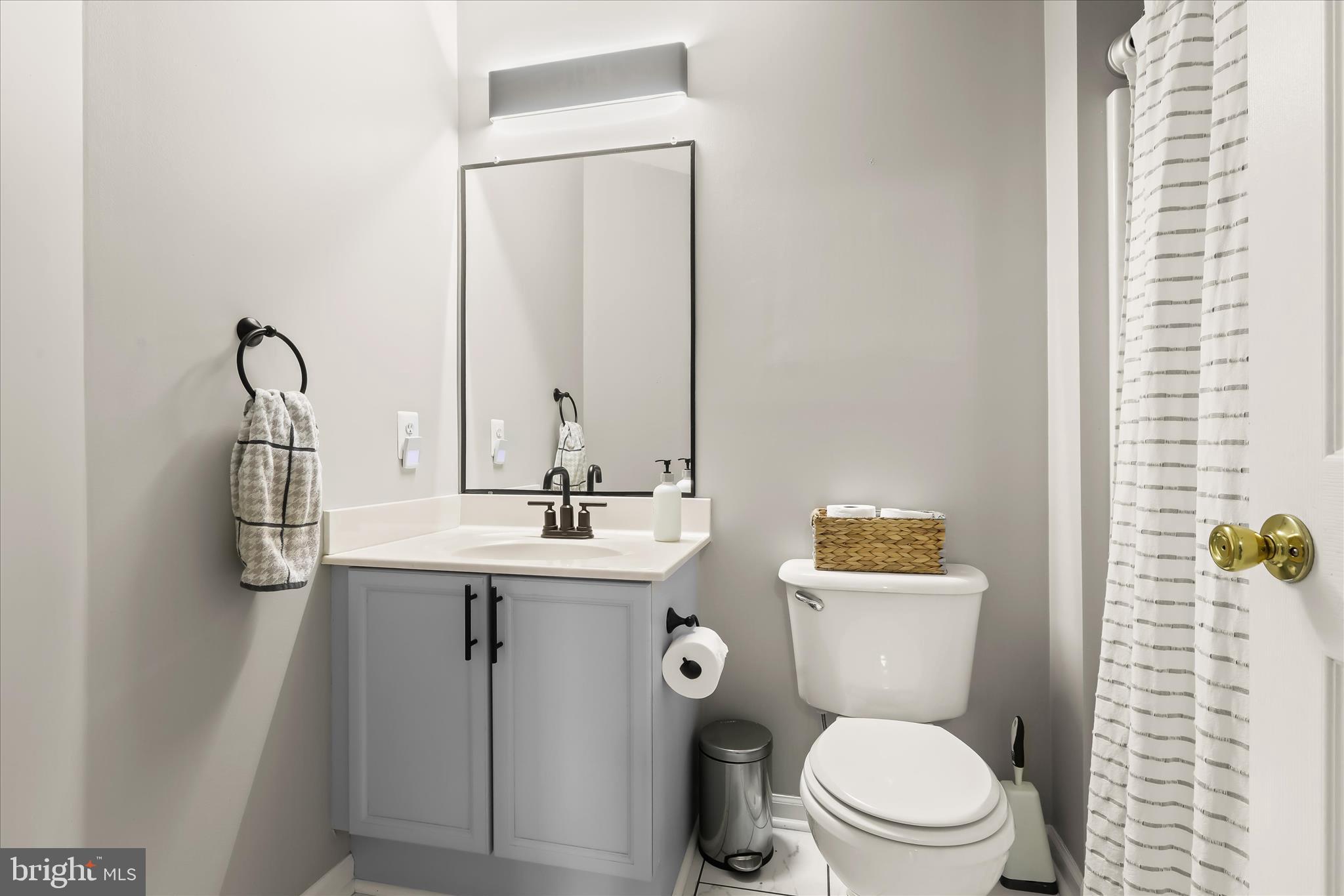 LAKE COVENTRY - Residential