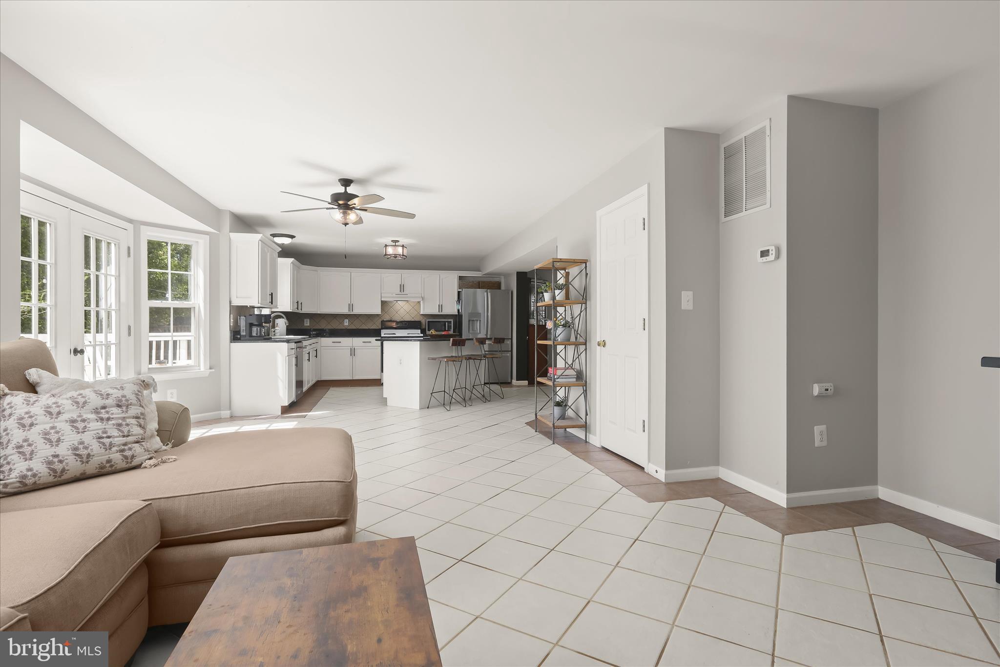 LAKE COVENTRY - Residential