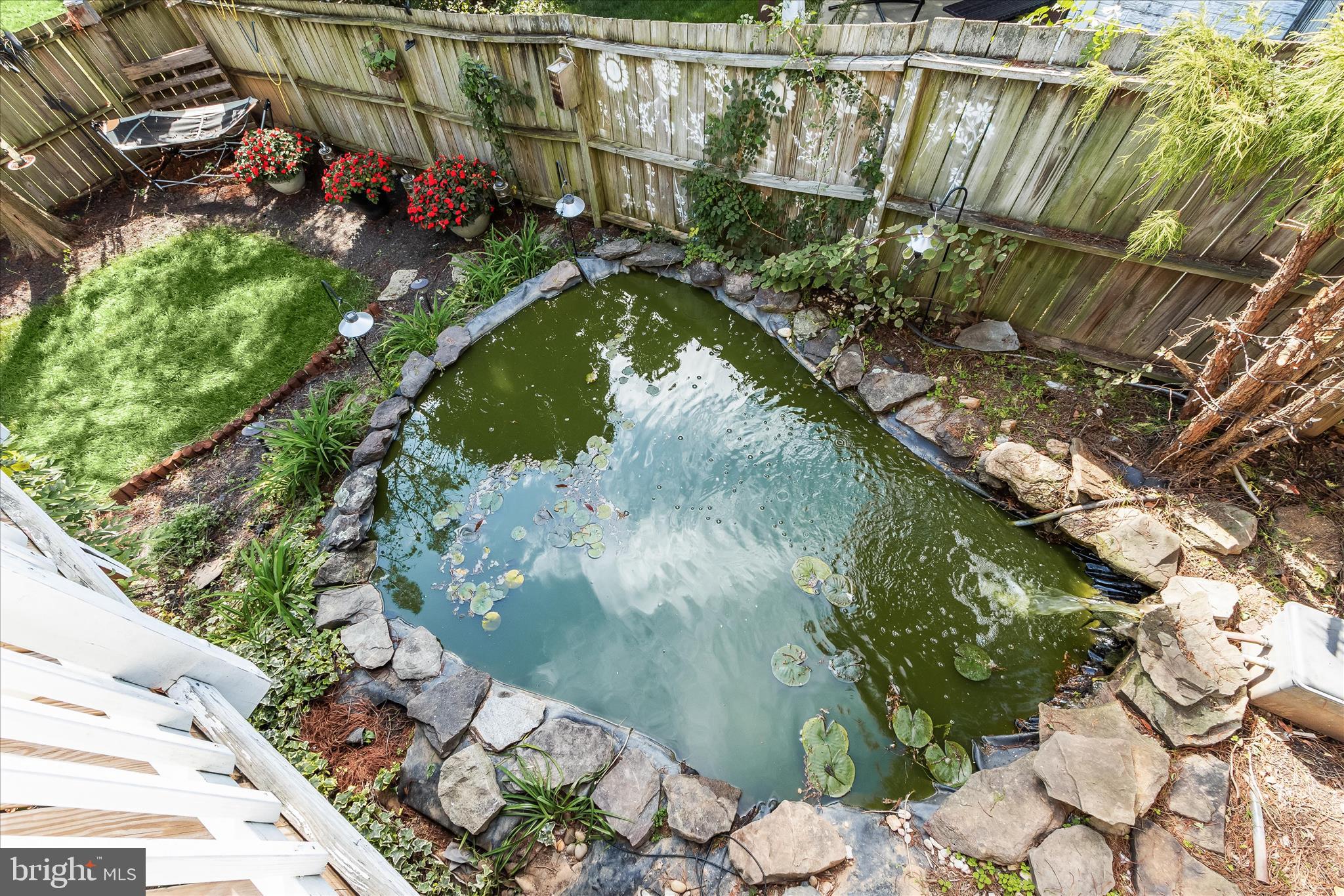 LAKE COVENTRY - Residential