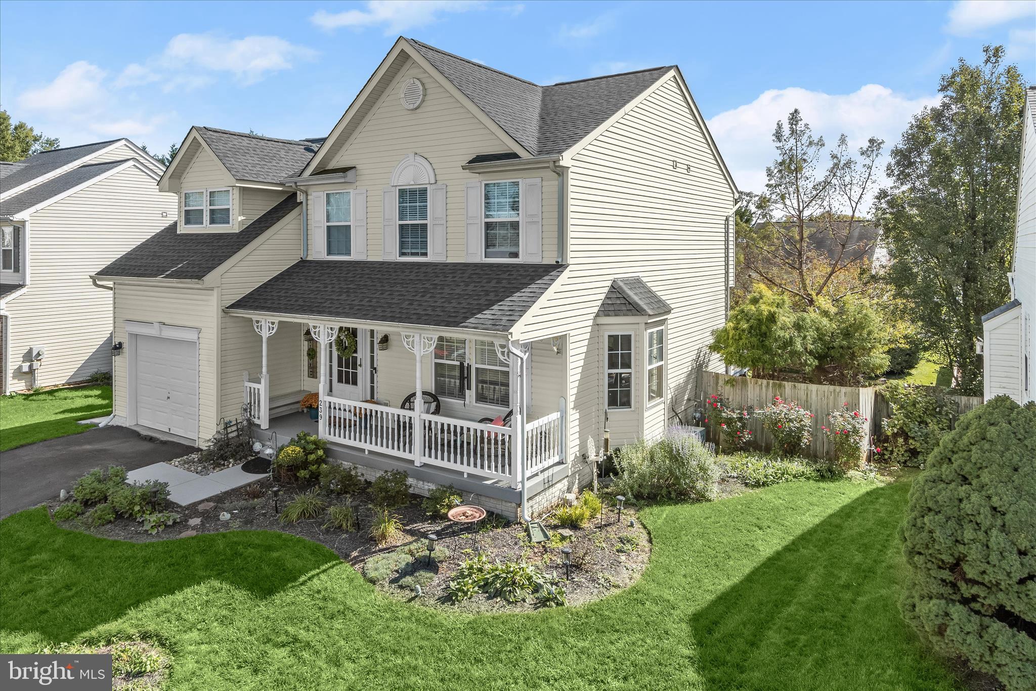 LAKE COVENTRY - Residential