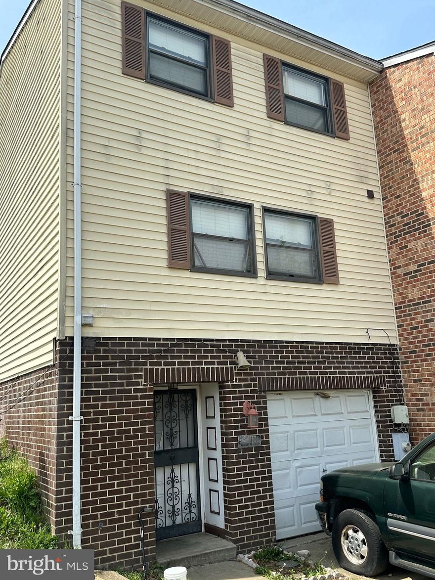 Looking for a place to unleash your creativity? This 3-bedroom, 2.5-bath end unit is waiting for your personal touch! With a finished basement, fireplace, and one car garage. Whether you're a first-time buyer or looking for a new project, this home has so much potential, and it’s ready for you to make it your own. Sold As-Is.