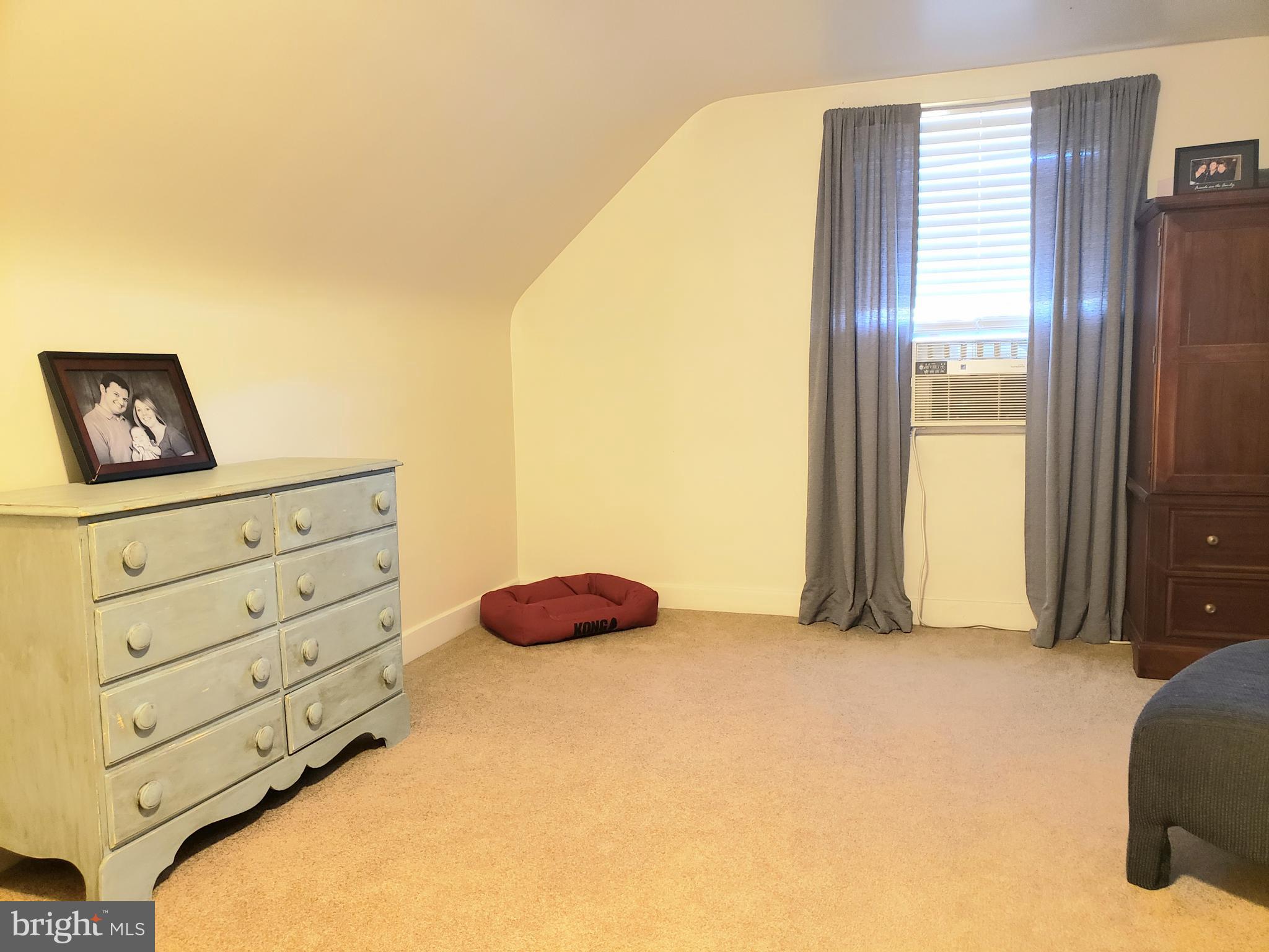 NORTH END - Residential