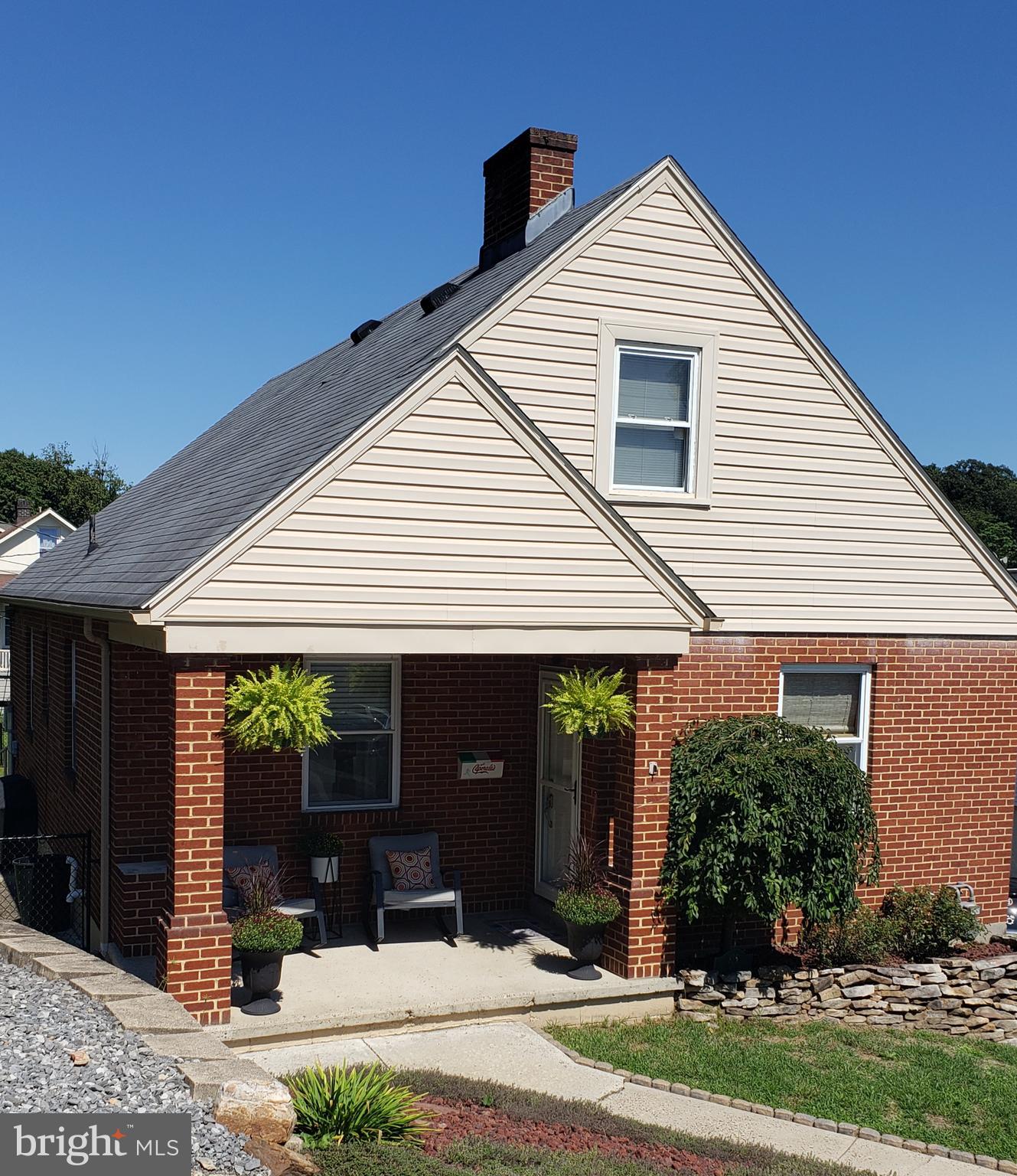 NORTH END - Residential